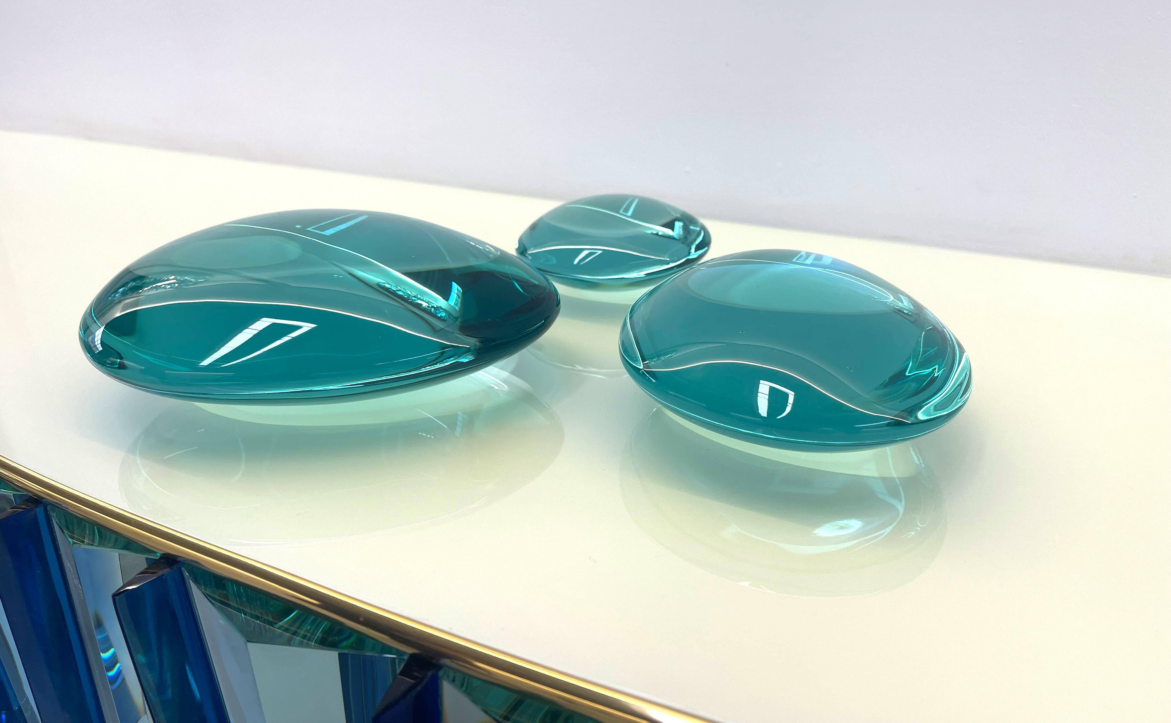 Hand-Crafted Contemporary 'Gocce' Set of Three Sculptures Aquamarine Crystal by Ghirò Studio For Sale