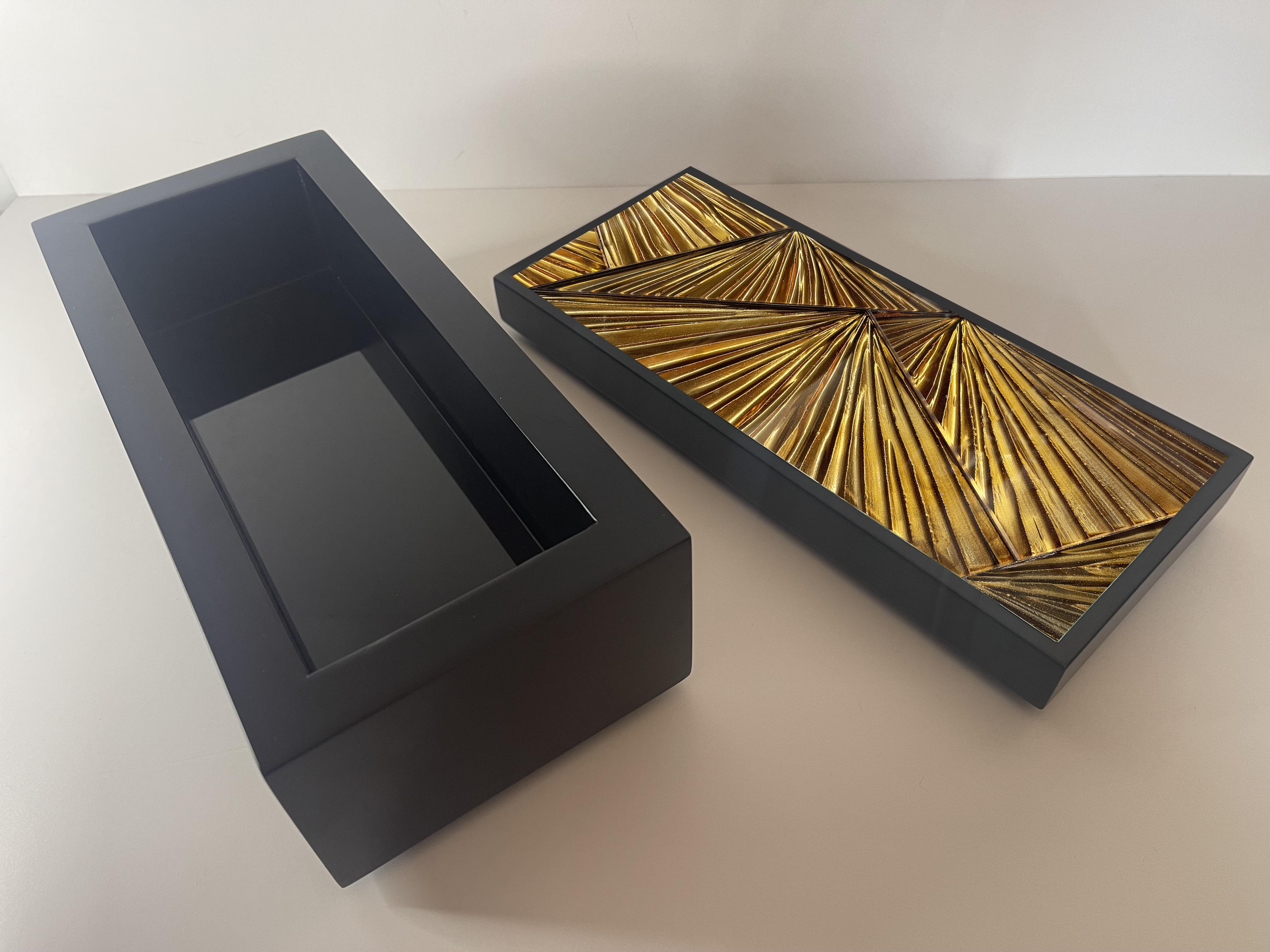 Italian Contemporary Jewelry Box Handmade Black Wood and Engraved Glass by Ghirò Studio For Sale