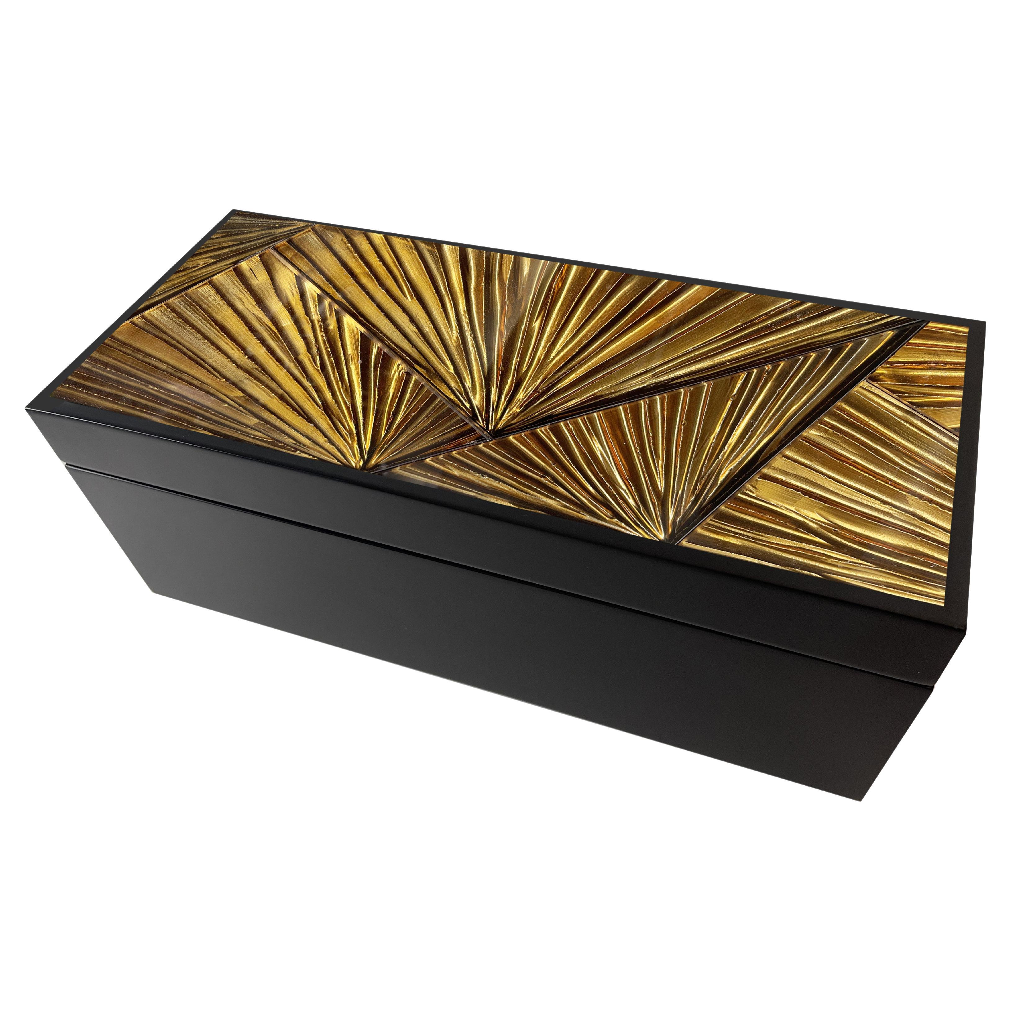 Contemporary Jewelry Box Handmade Black Wood and Engraved Glass by Ghirò Studio For Sale