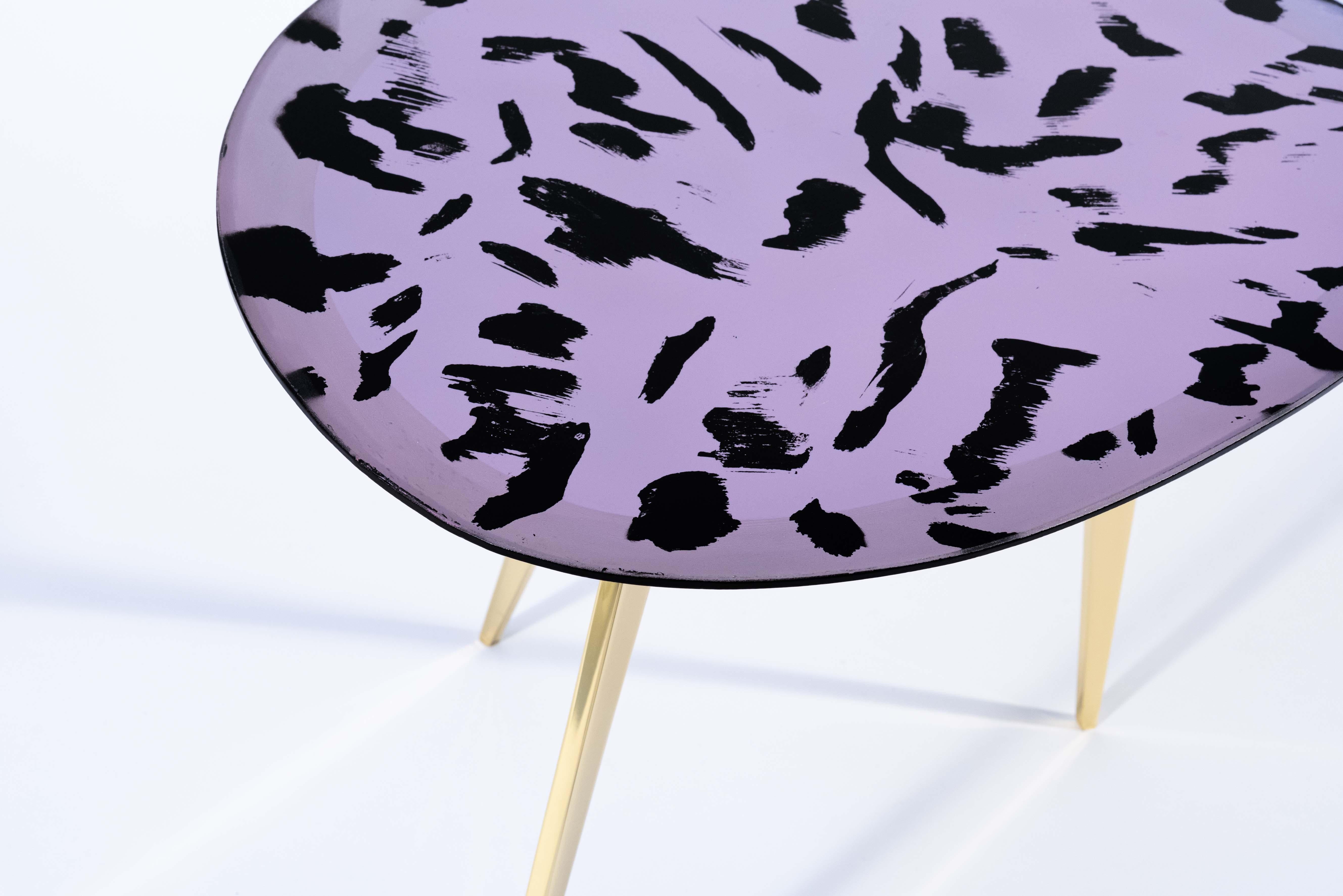 Table basse contemporaine 'Puà' Cristal rose et laiton poli par Ghirò Studio Neuf - En vente à Pieve Emanuele, Milano