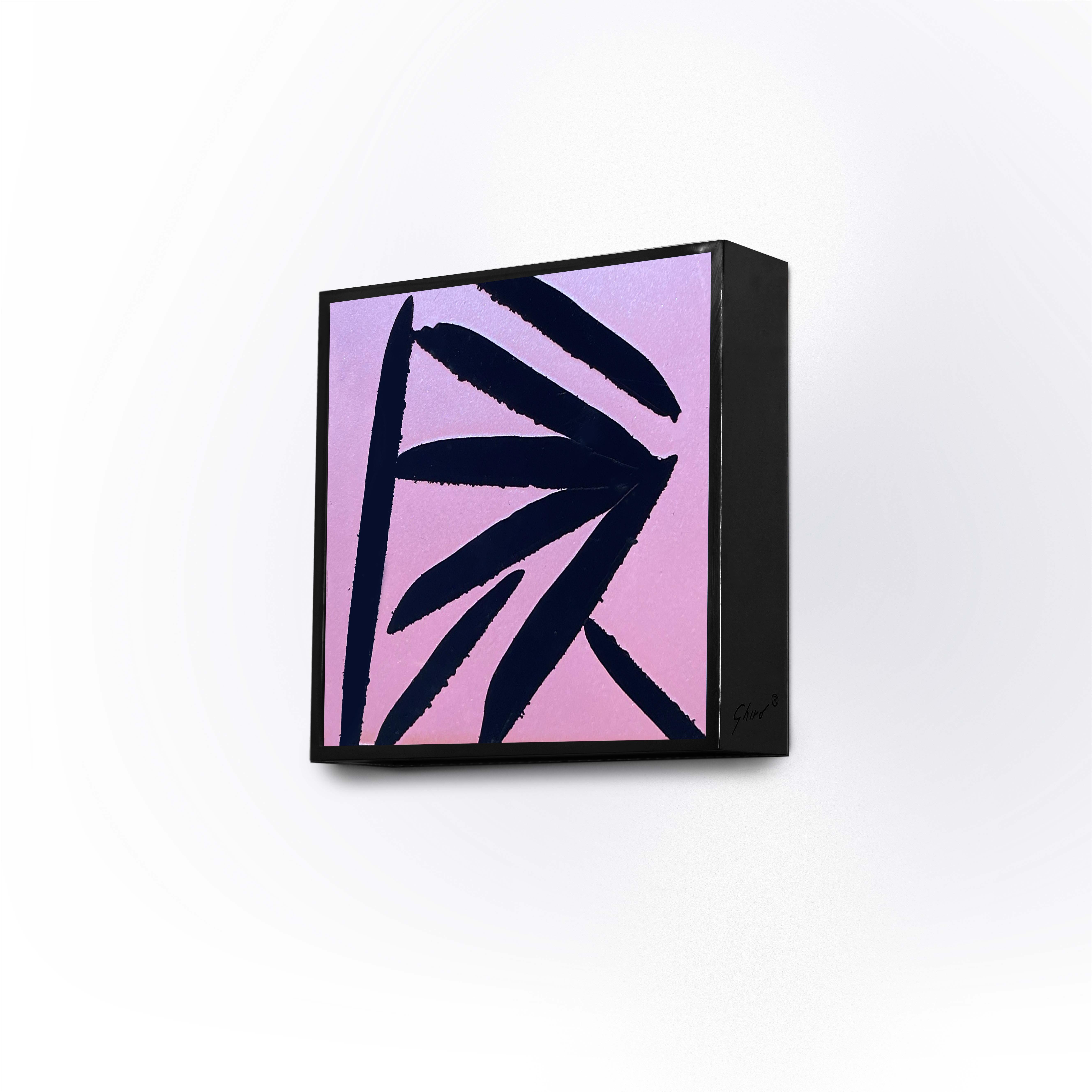 Hand-Crafted Contemporary 'Square' Sconce Iridescent Pink Crystal and Brass by Ghirò Studio For Sale