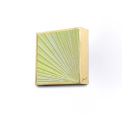 Zeitgenössische quadratische Wandleuchte "Square" aus schillerndem gelbem Kristall und Gold von Ghir Studio