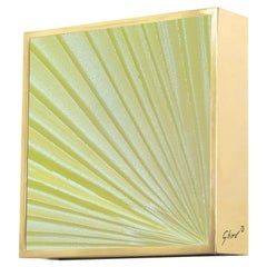 Sconce contemporanee 'Square' in cristallo giallo cangiante e oro di Ghirò Studio