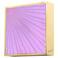 Zeitgenössische 'Square' Wandleuchter aus rosa Kristall, Messing und 24 Kt Gold von Ghir Studio