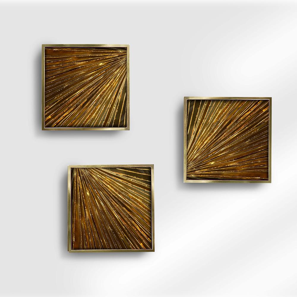 Fait main Applique « Square » contemporaine de Ghir Studio en cristal ambré, laiton et or 24 carats  en vente