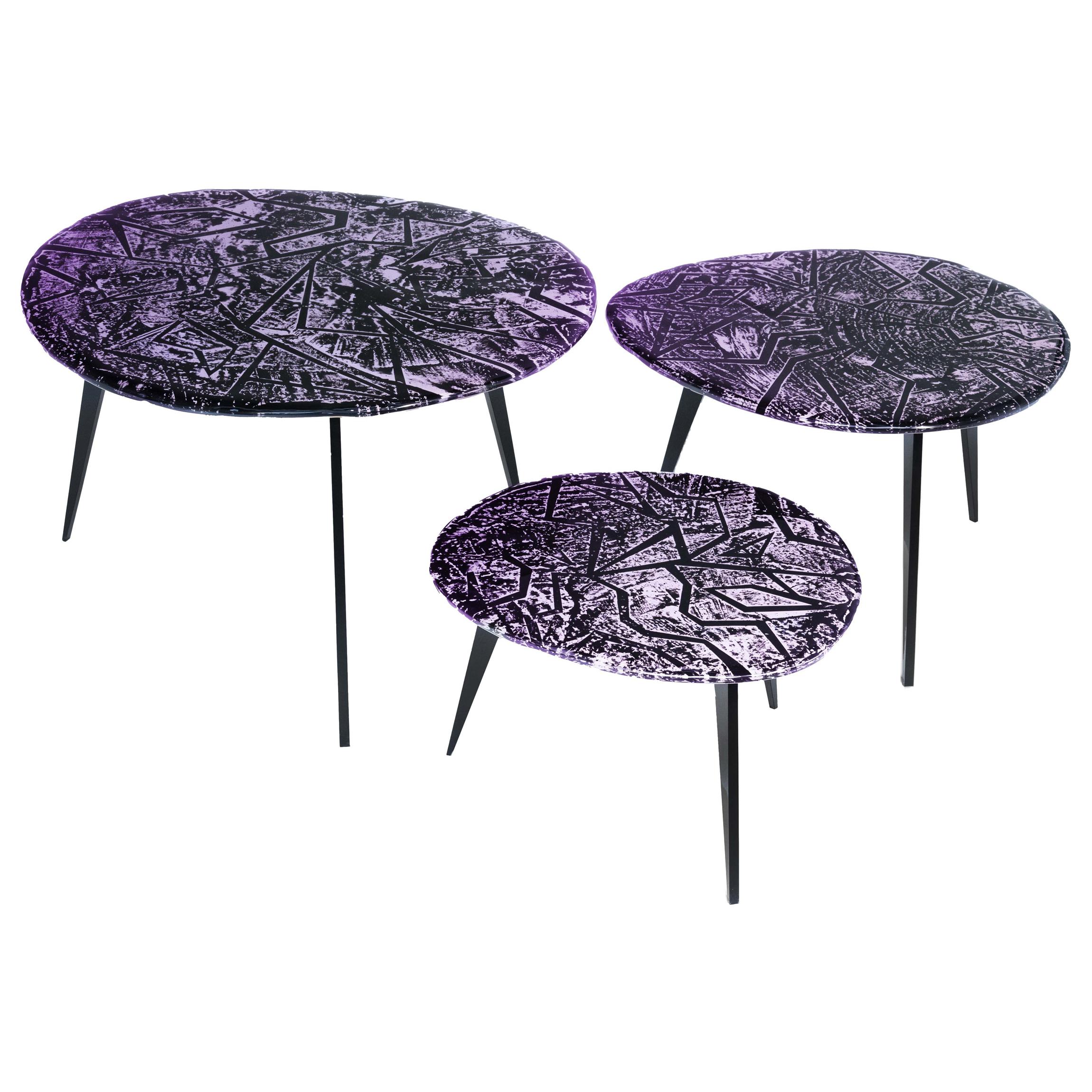 Zeitgenössisches Zick-Zag-Set aus drei Couchtischen Amethyst-Kristall von Ghir Studio im Angebot