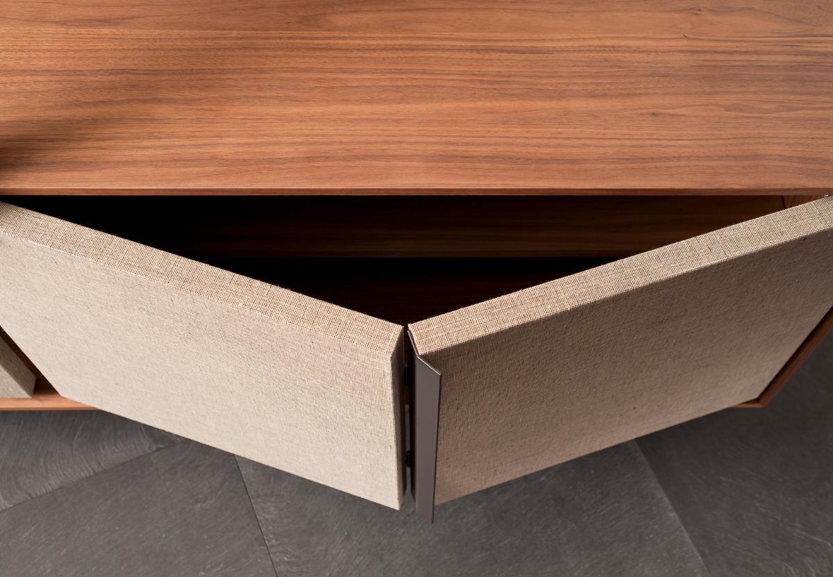 Contemporary by Lucarelli e Rapisarda  Sideboard Wood Veneer Steel  For Sale 1