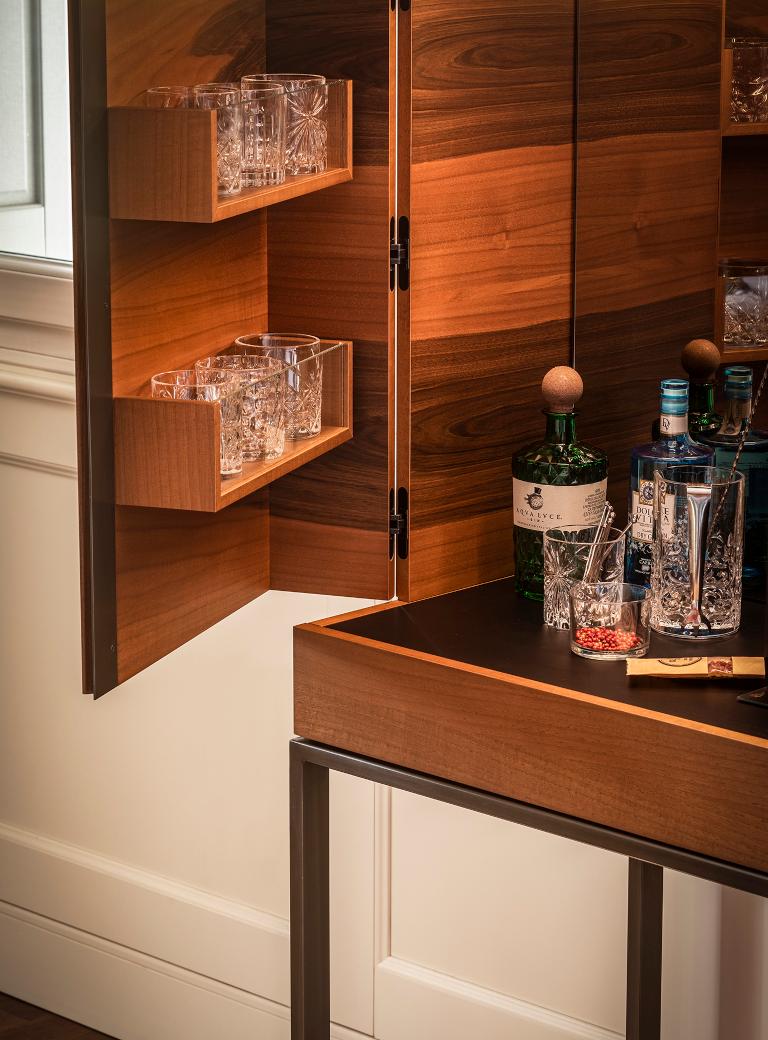 contemporary drinks cabinet