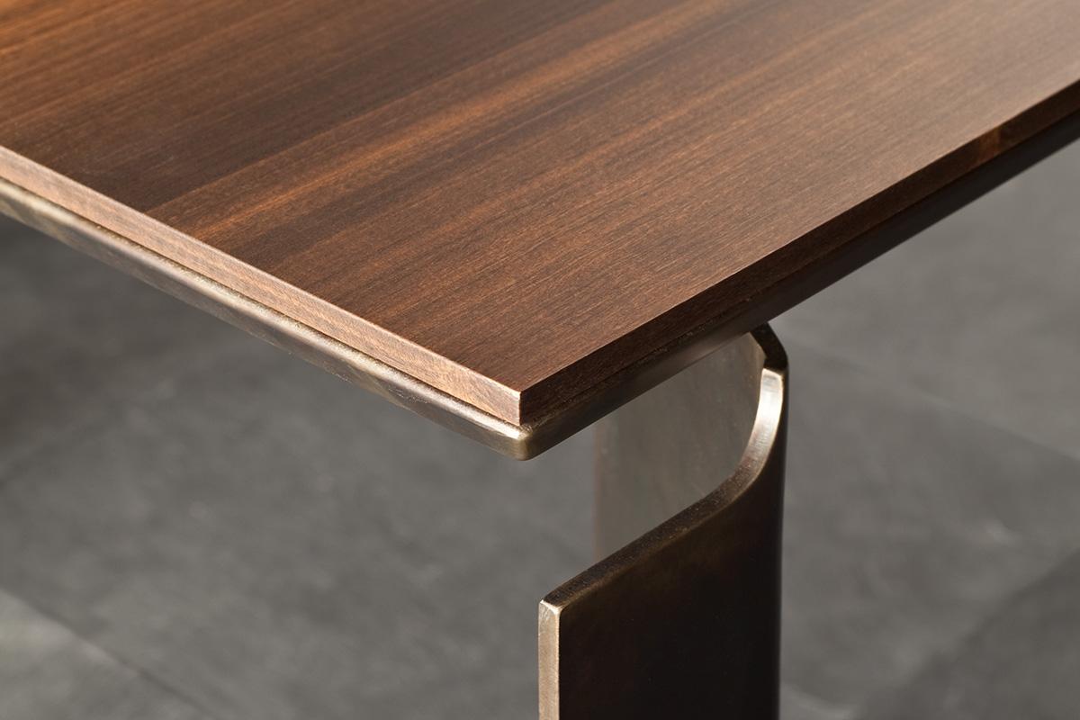 Zeitgenössischer von Studio Oxi Tisch Holzfurnier Tisch Holz Stahl im Zustand „Neu“ im Angebot in Pordenone, IT