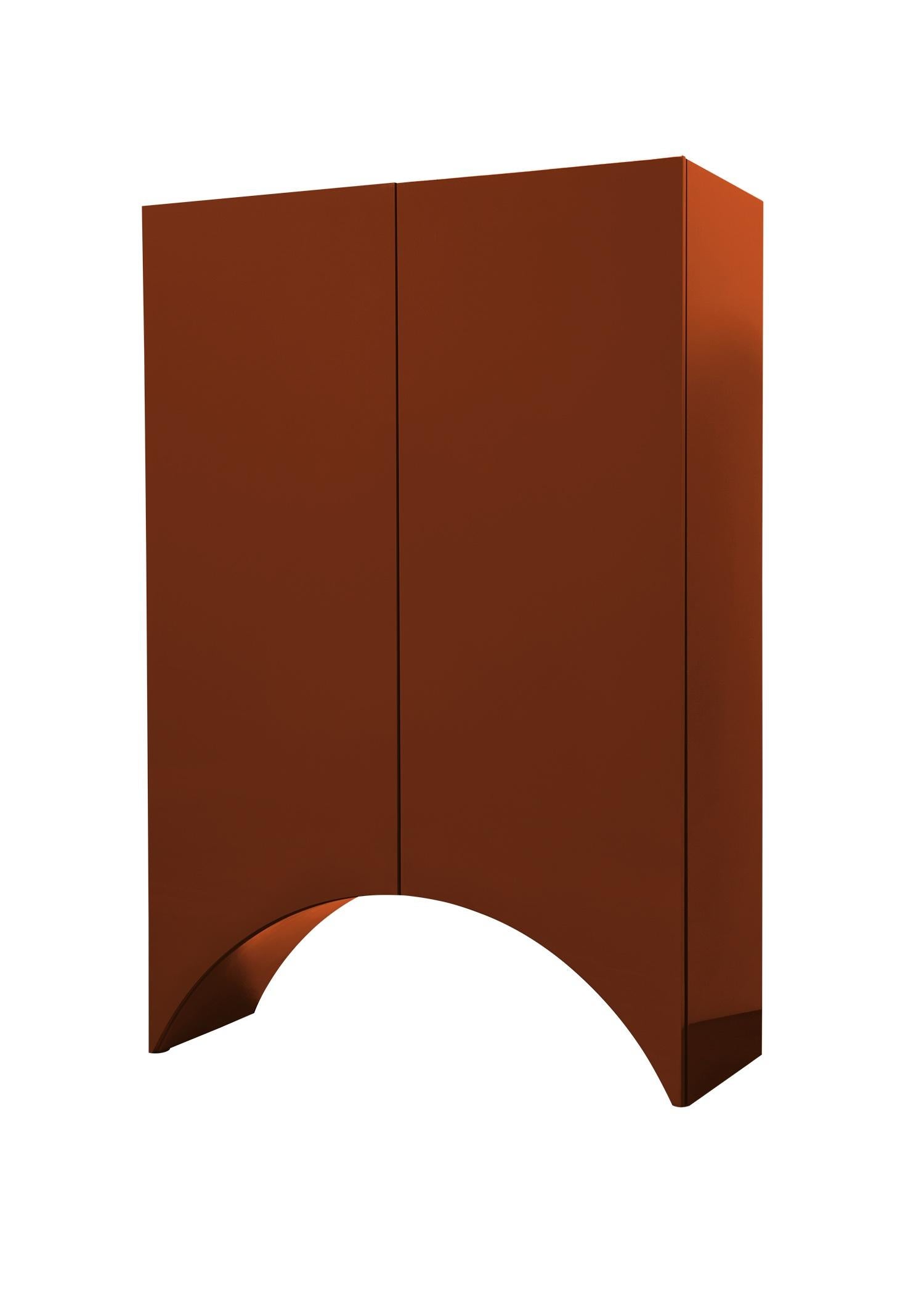 Cabinet 'Bridges' by Muller Van Severen, Large, Arch, Red

Dimensions: 
120 x 52 x 180 cm
47,2 x 20,5 x 70,9 in

Model presented:
Bridges Arch
Large size
Red color
2 Legs

Bridges is a collection of cabinets designed by Muller Van Severen. MVS