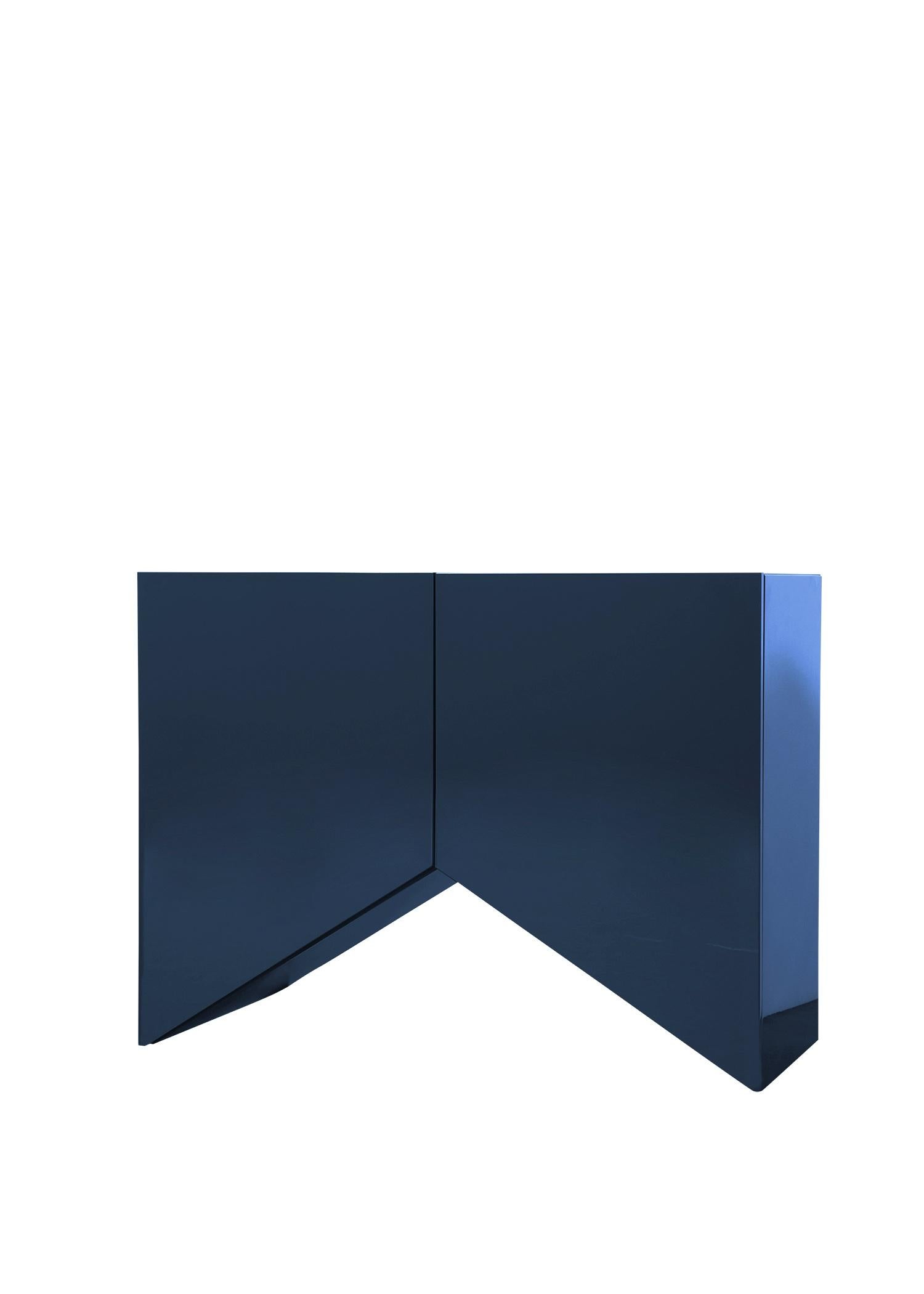 Cabinet 'Bridges' by Muller Van Severen, Small, Triangle, Blue

Dimensions: 
120 x 52 x 90 cm
47,2 x 20,5 x 35,4 in

Model presented:
Bridges in the Triangle disposition
Small size
Blue color
2 Legs

Bridges is a collection of cabinets designed by