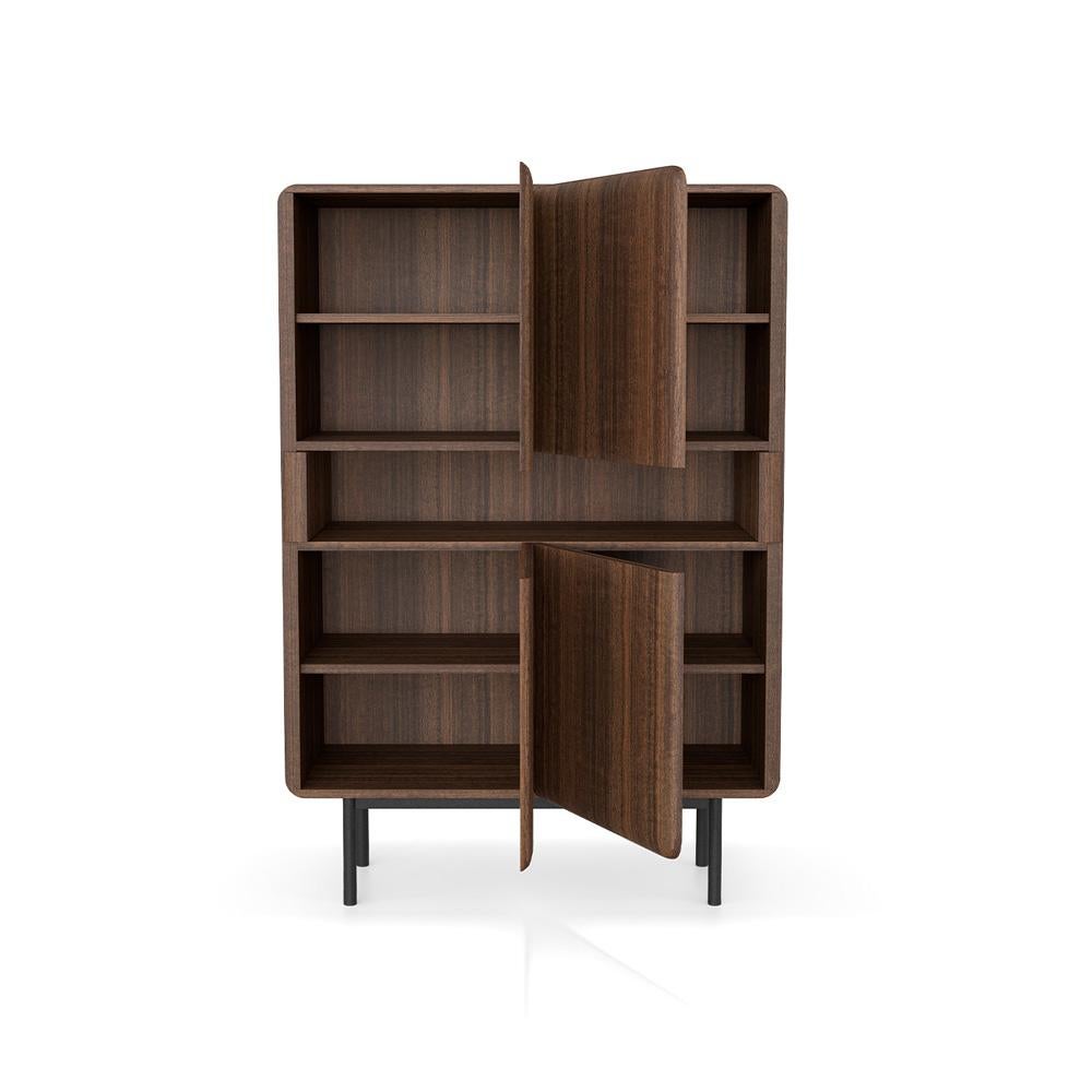 Contemporary Cabinet mit 4 Türen und offenem Zentralregal in Eiche Natur (Handgefertigt) im Angebot