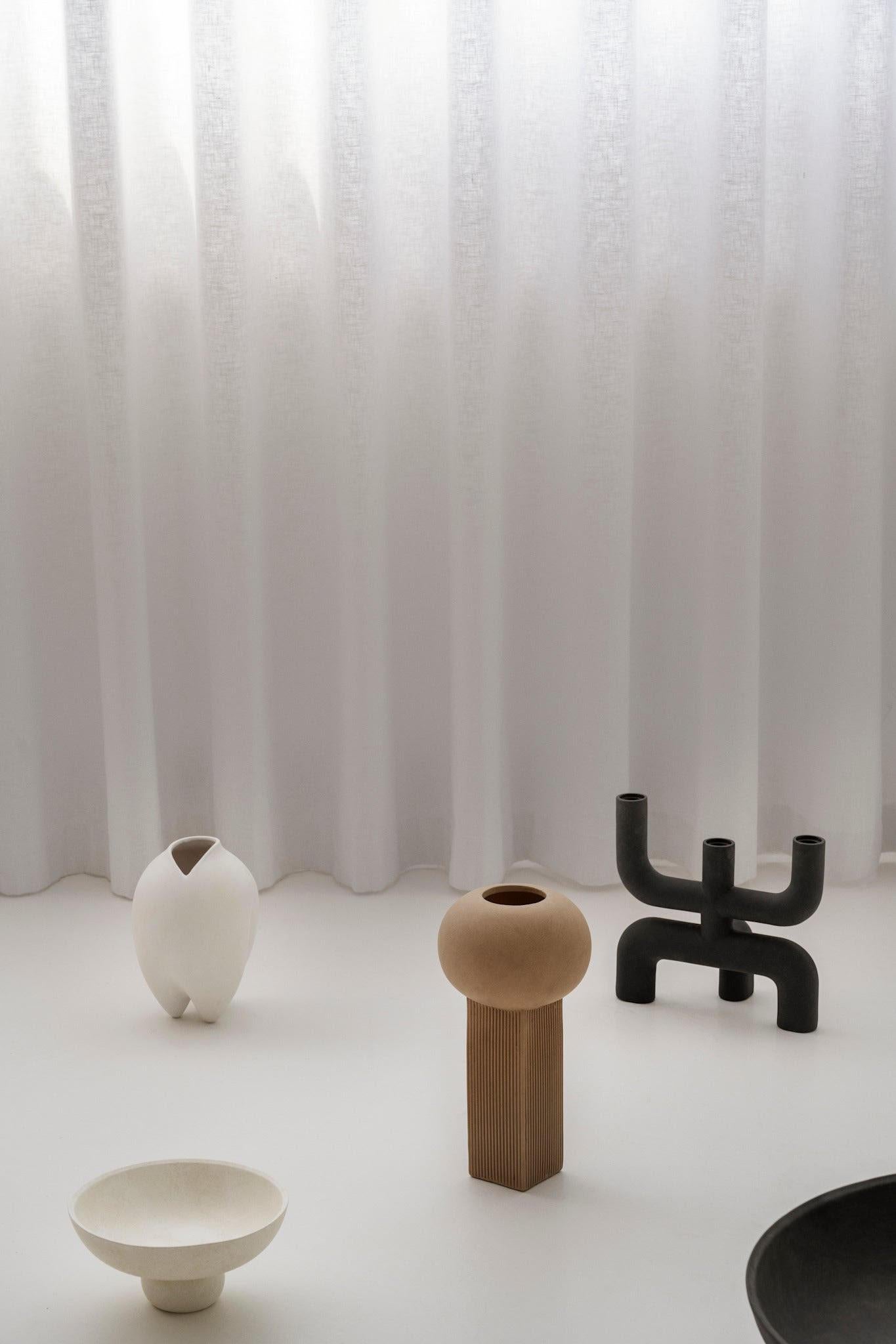 Contemporary Candleholder, Schwarze Keramik, Contemporary Art. im Angebot 4