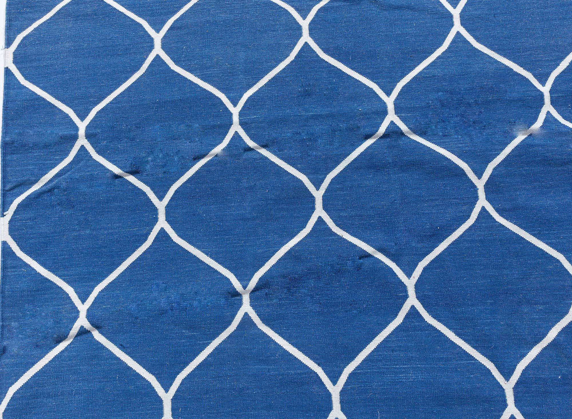 Zeitgenössischer, handgefertigter, indischer Dhurrie-Teppich von Doris Leslie Blau (Moderne) im Angebot