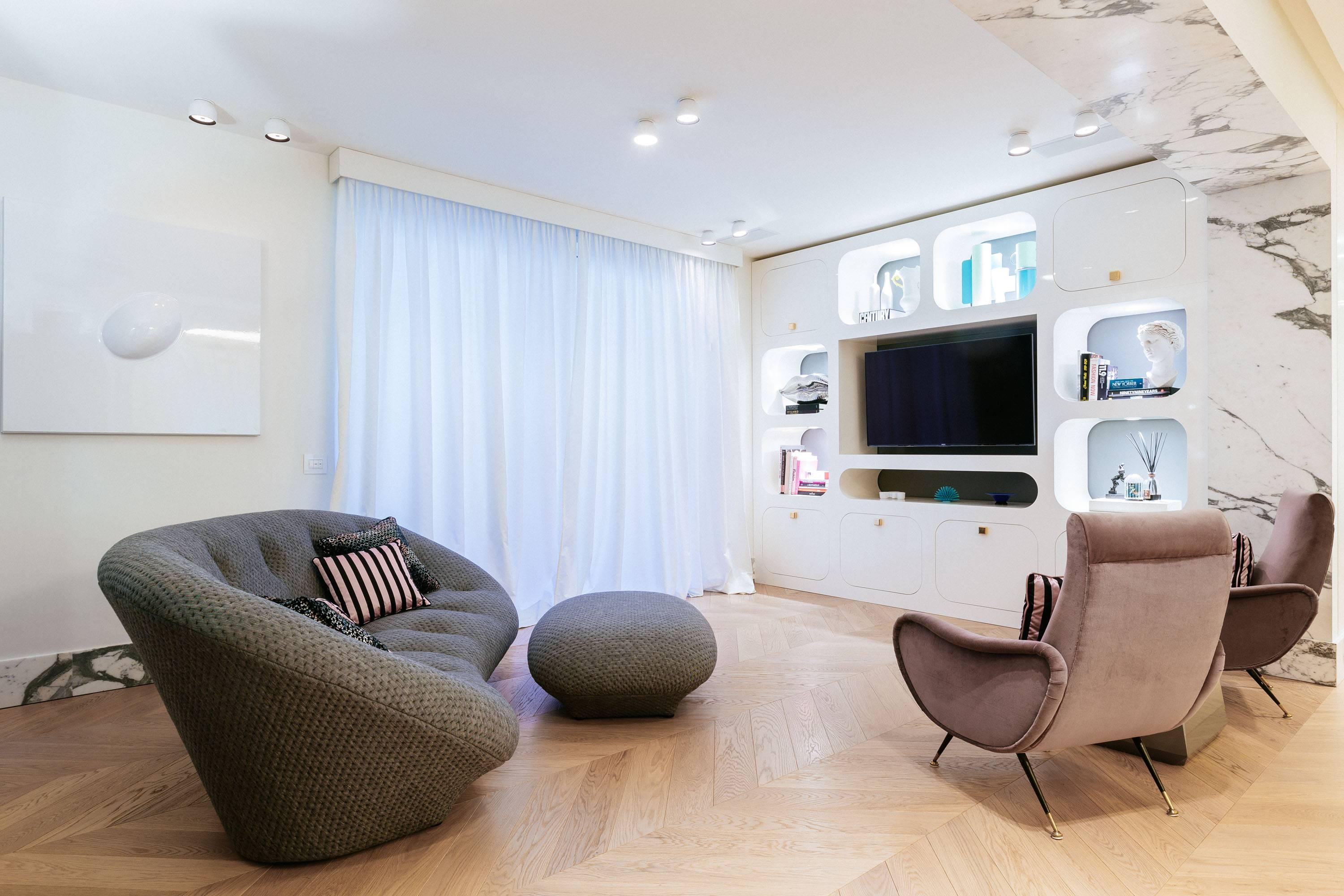 XXIe siècle et contemporain Stand TV ou meuble multimédia contemporain Carosello en aluminium en vente