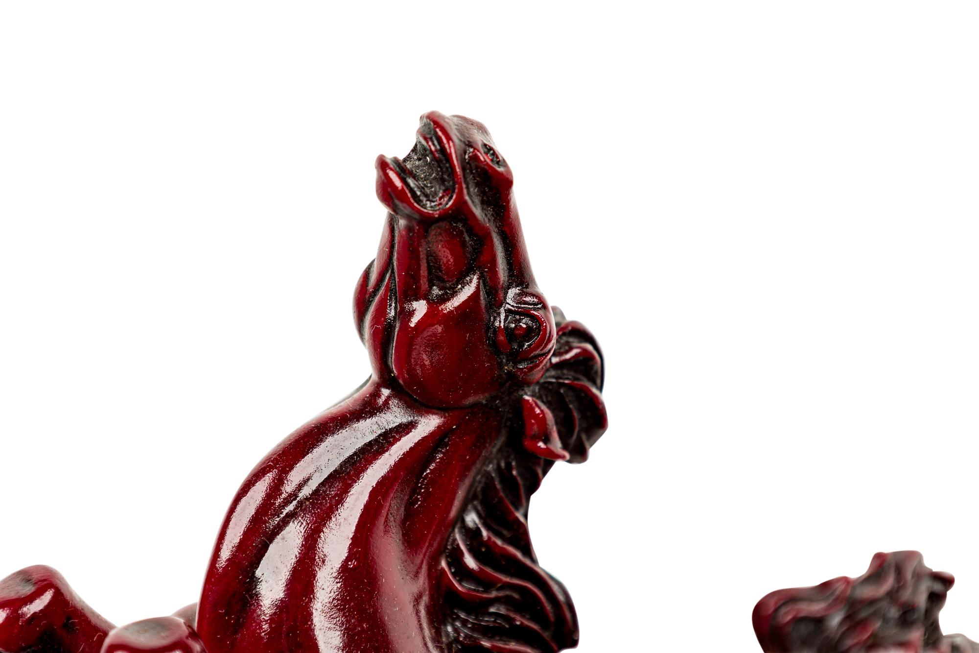 Sculpté à la main Représentation sculptée contemporaine de chevaux au galop en vente