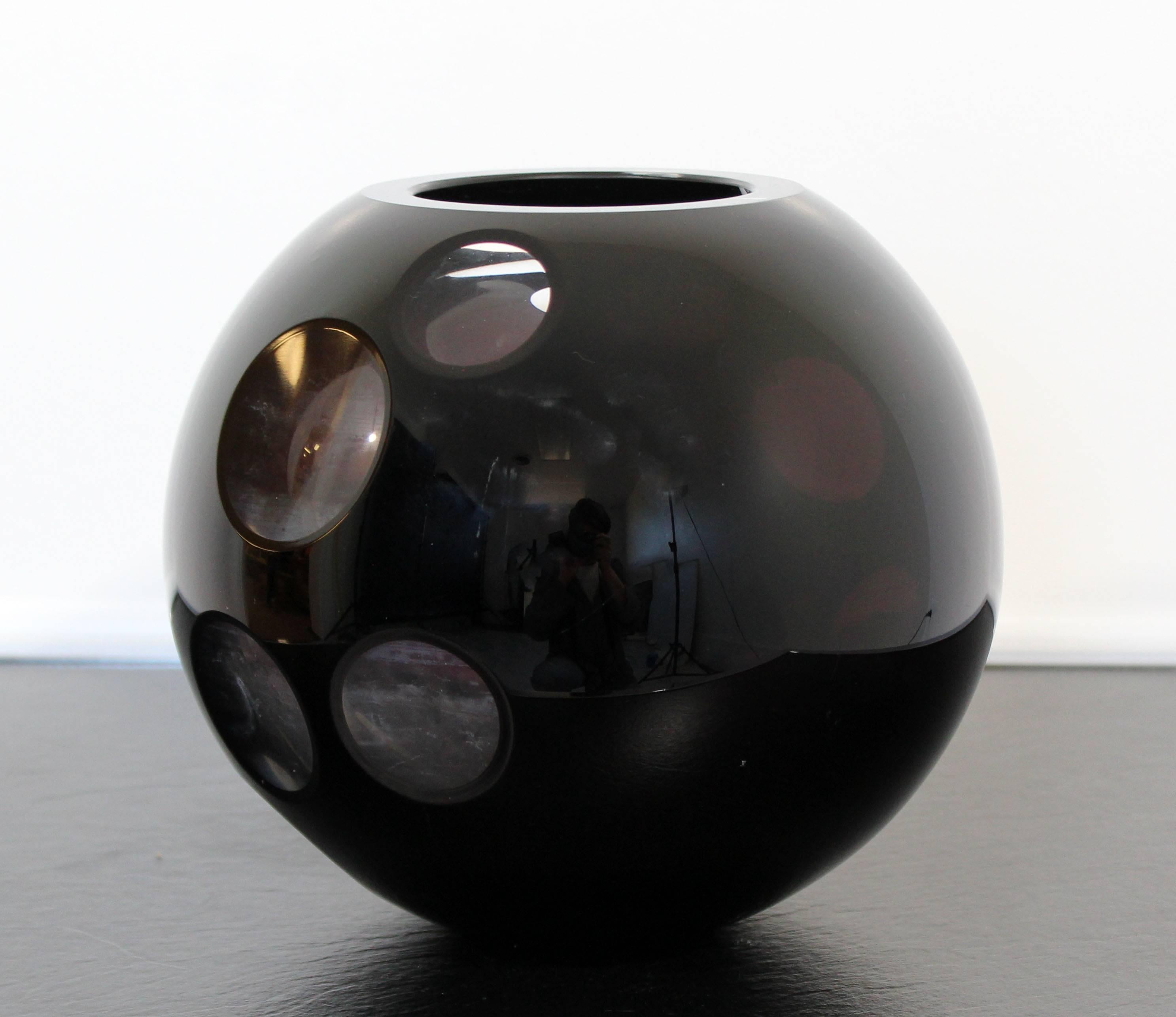 For your consideration is a beautiful, black glass, Mazzega Murano signed art sculpture bowl. In excellent condition. The dimensions are 8