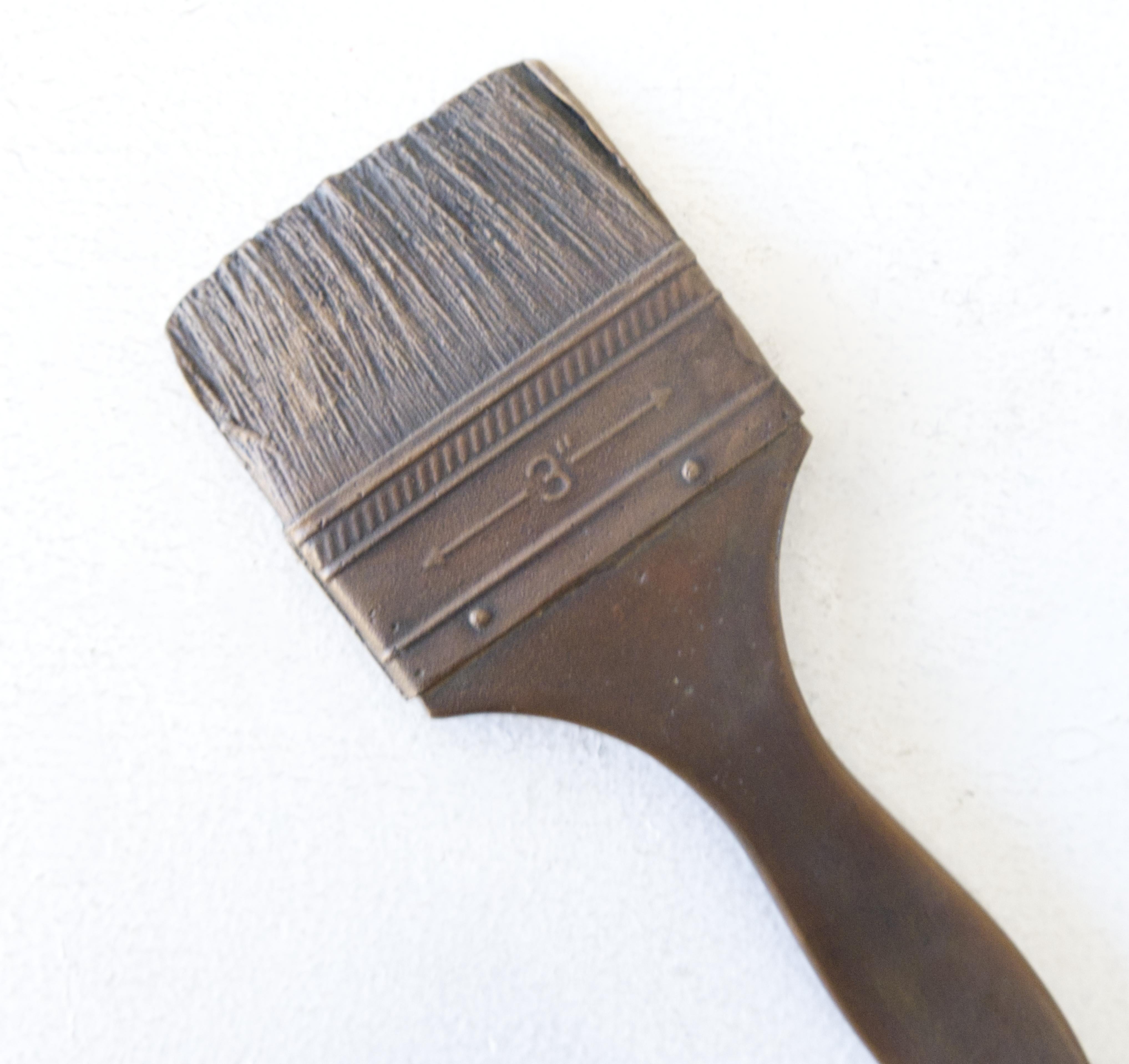 Americano Scultura contemporanea in bronzo fuso 'Brushes of the Artist #10' di Charles Splady in vendita