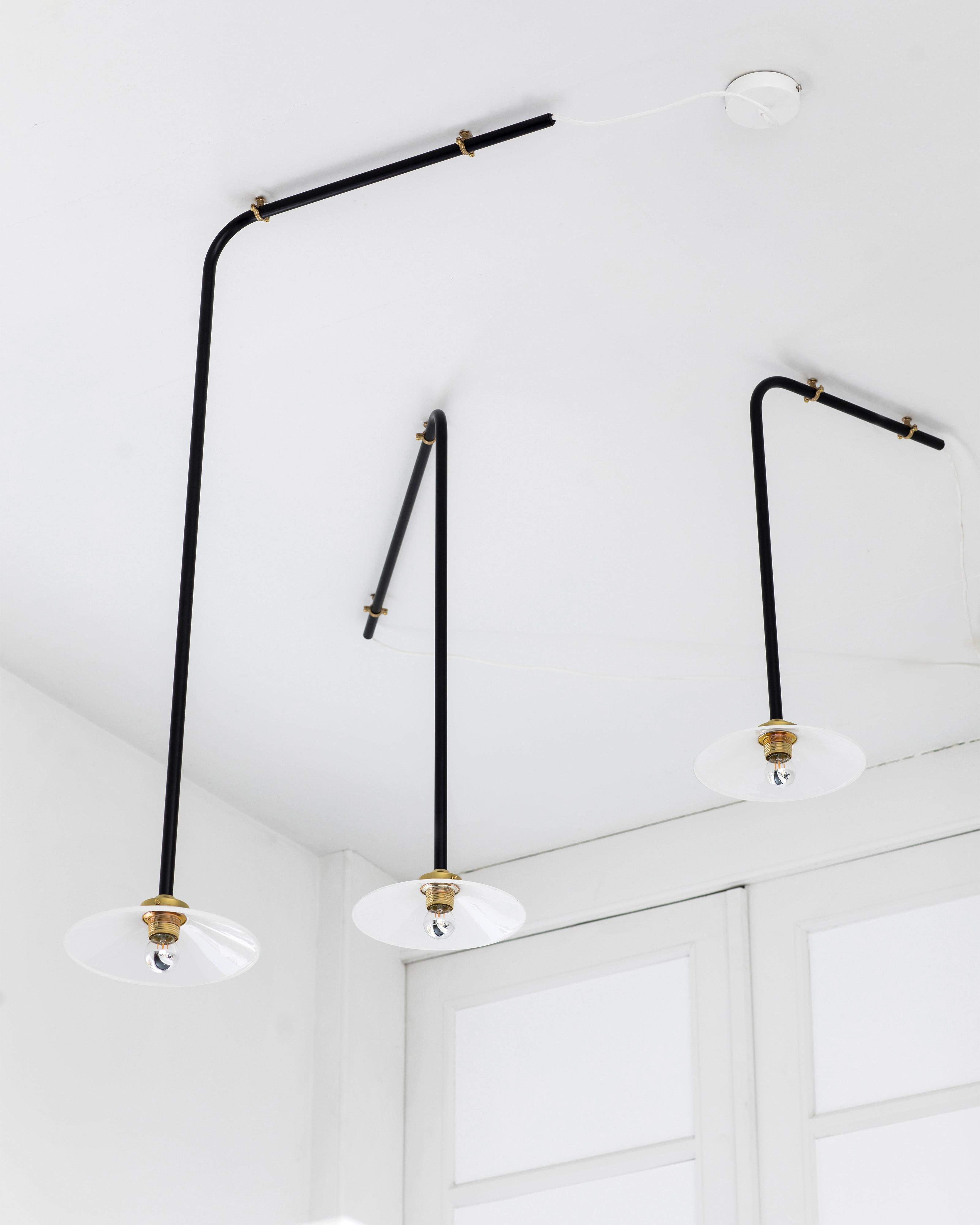 Cailing Lamp N°1 by Muller Van Severen x Valerie Objects

Dimensions: H. 140 X 183 X 25
Finish: Brass

specifications
fitting type: e27
bulb replaceable: yes
number of fittings: 1
dimmable: no
cable length: 3 meter
switch: no

material: 
— lamp