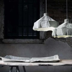 Contemporary Ceramic Anemone Lamp Cartoccio Texture White and Gold Inside