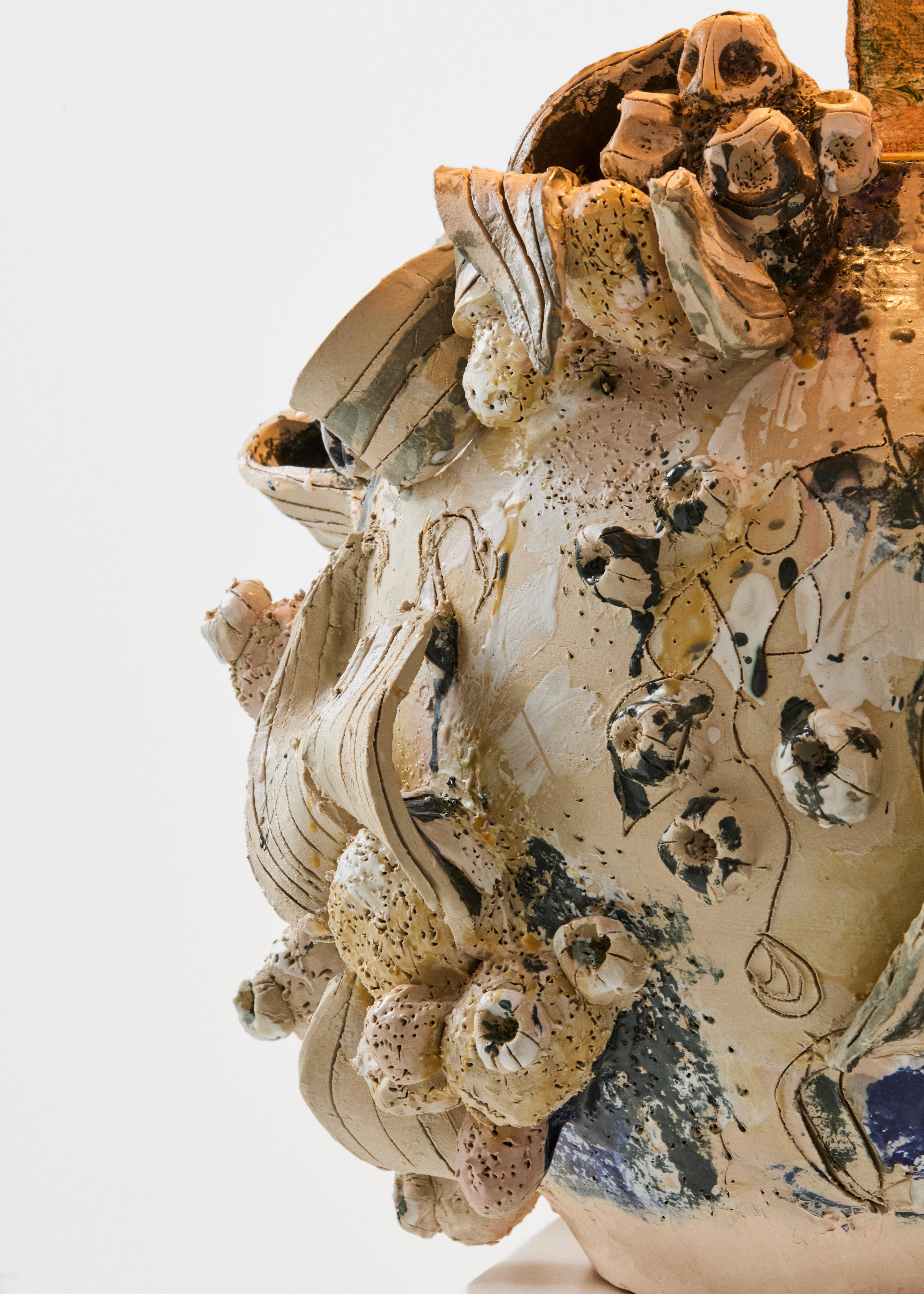 Hand-Crafted Contemporary Ceramic Blooming Terra lamp MVC25001 by Maarten Vrolijk For Sale