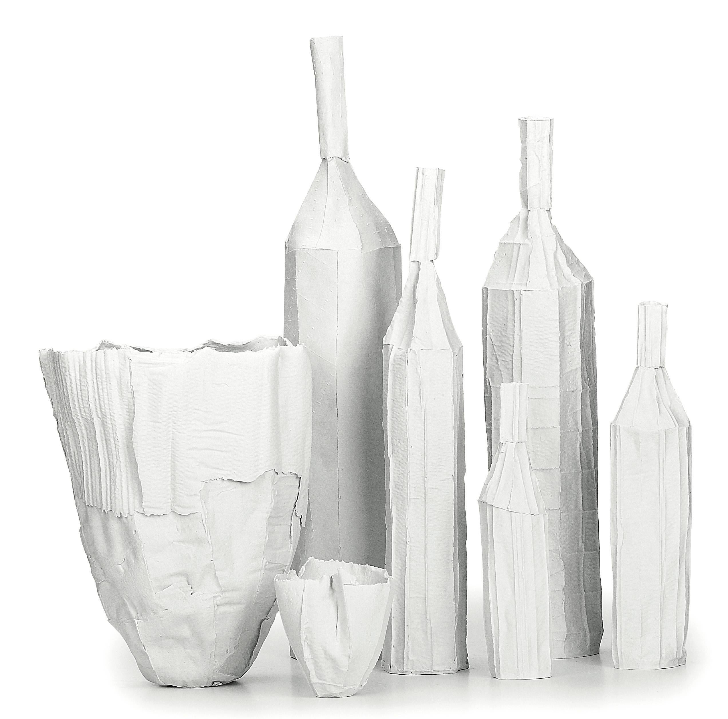 Zeitgenössische weiße Keramikschale mit Cartocci-Textur-Druck (Moderne) im Angebot