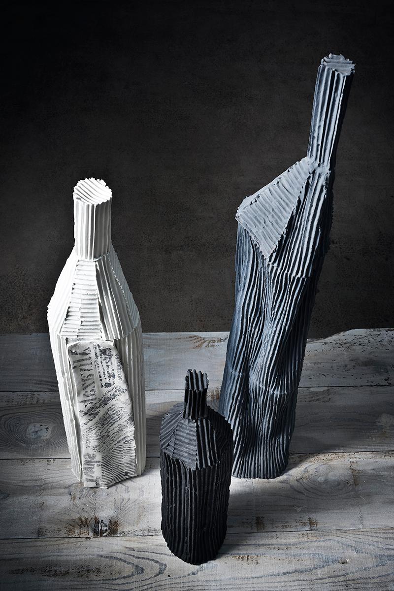 Italian Contemporary Ceramic Cartocci Texture White and Black Decorative Bottle For Sale
