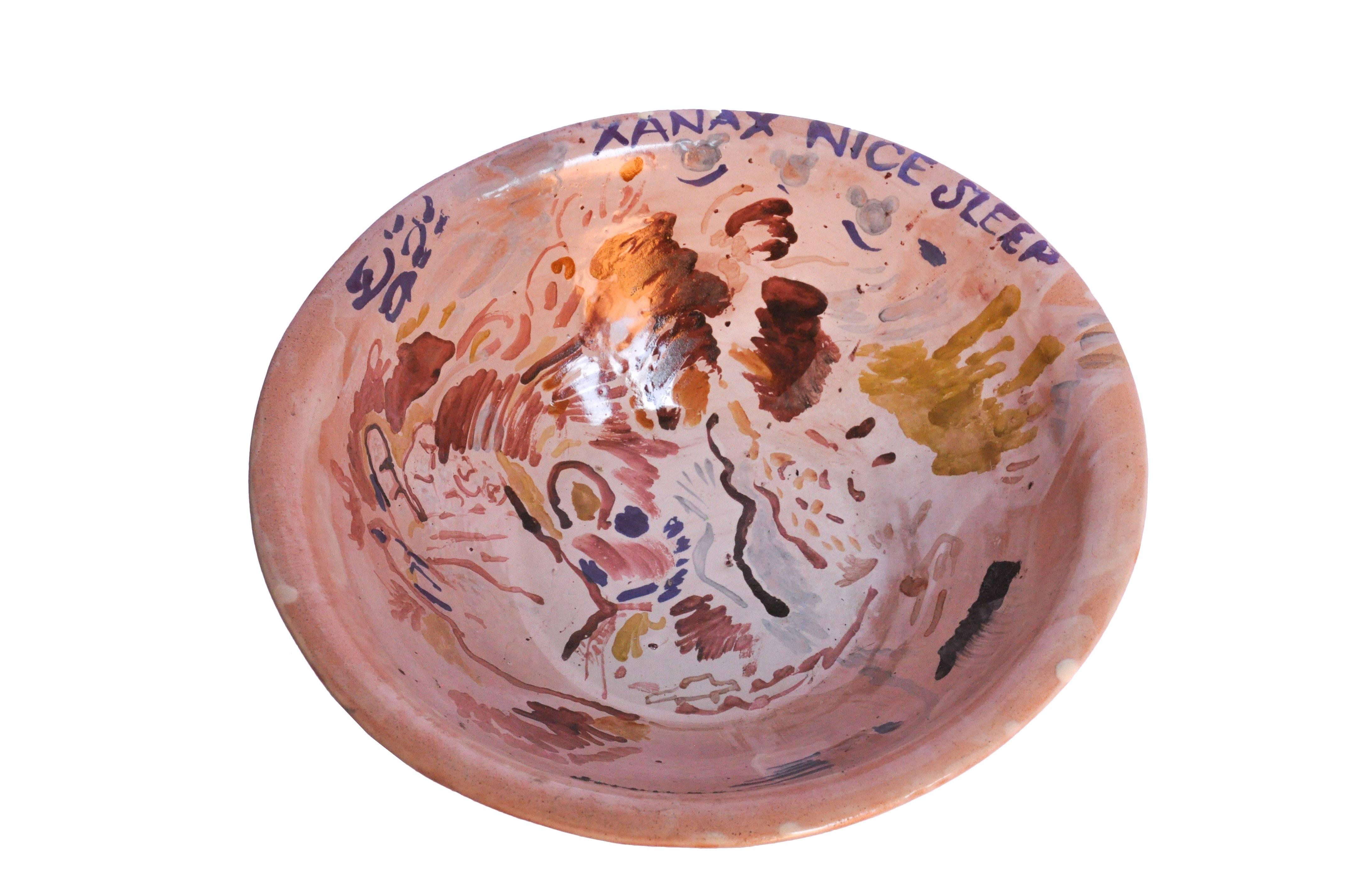 Zeitgenössische farbenfrohe Keramikschale Majolika Keramik handgefertigt Ton im Angebot 1