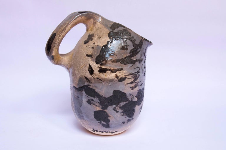 Decorative abstract contemporary ceramic pitcher by Mexican artist, Lorenzo Lorenzzo.