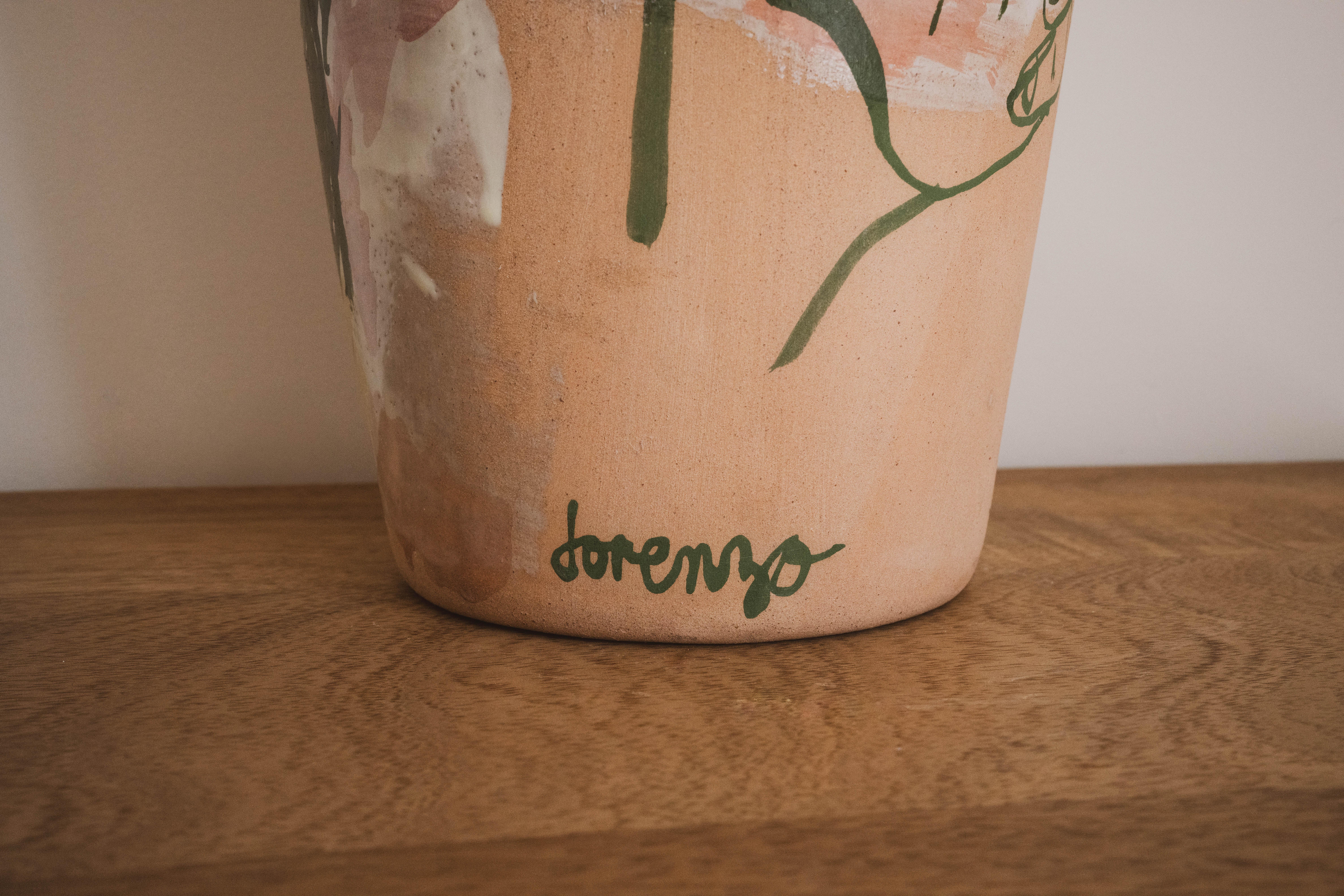 Contemporary Ceramic Bunte Vase Majolika Töpferei Handmade Handcrafted Clay im Zustand „Neu“ im Angebot in Queretaro, Queretaro