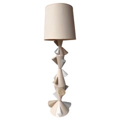 Lampada da terra “Contemporary Ceramic Cones” di Antonio Cagianelli, Italia