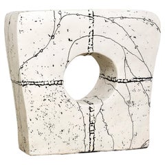 Table console contemporaine en céramique "Aztèque" par Agnès Debizet