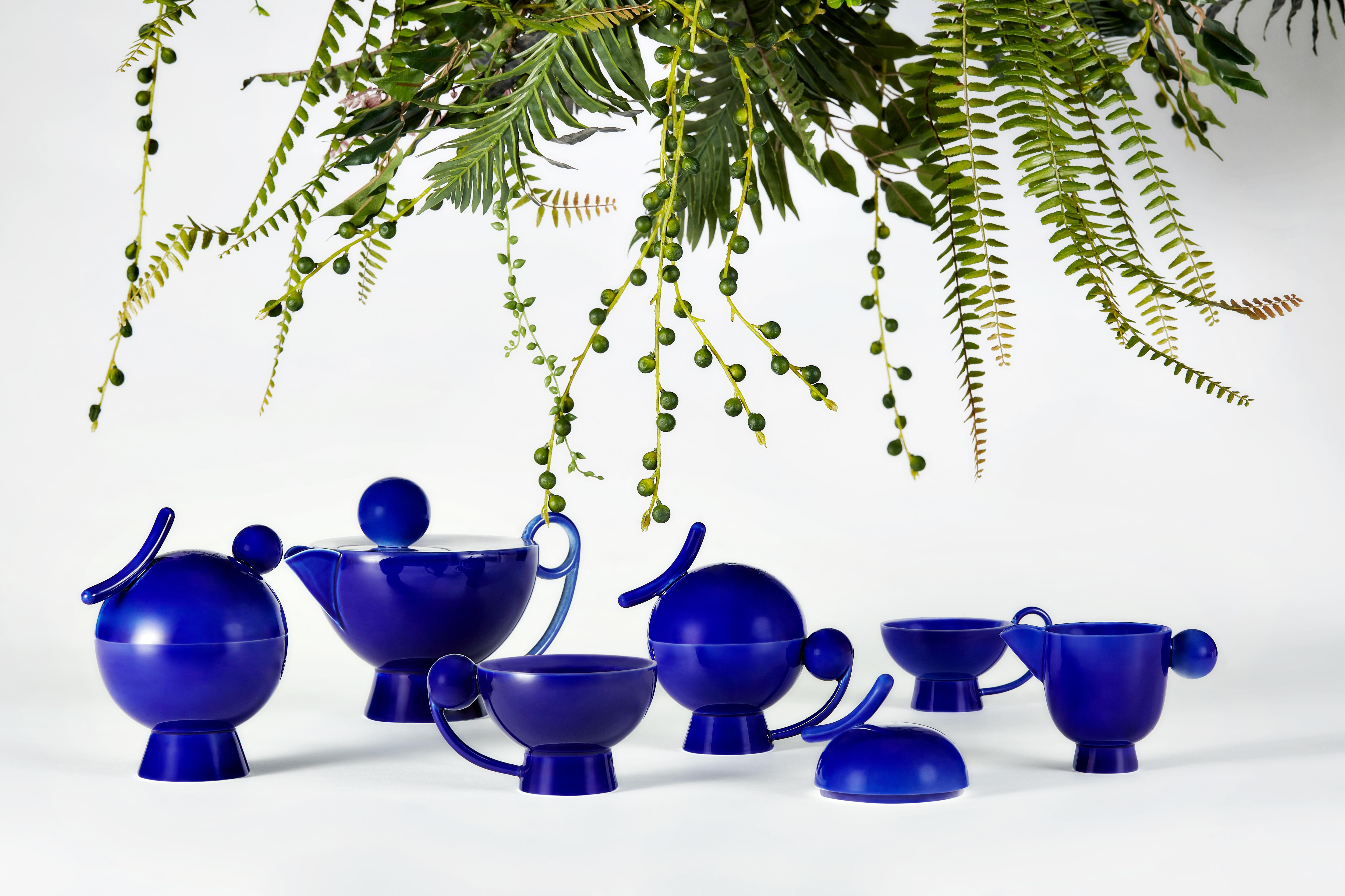 French Contemporary Ceramic Dinind Set For Sale