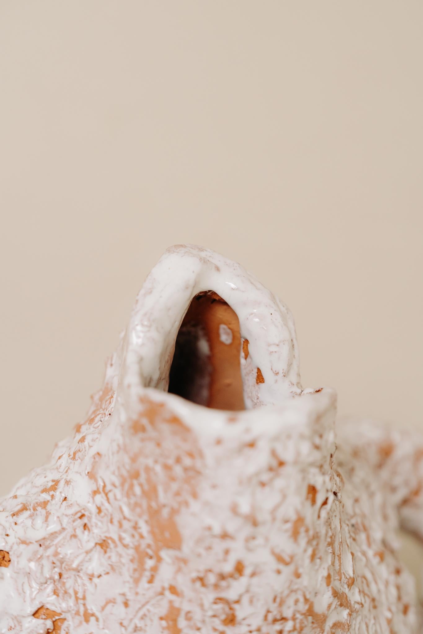 zeitgenössische Keramik funky Huhn ... im Angebot 6