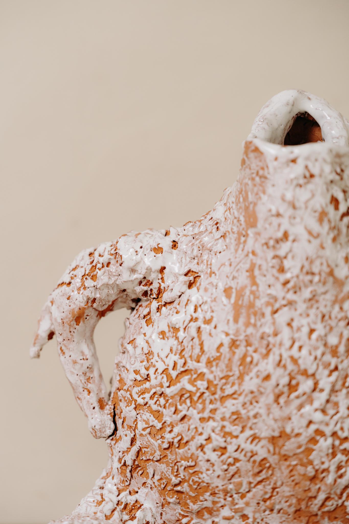 zeitgenössische Keramik funky Huhn ... im Angebot 2