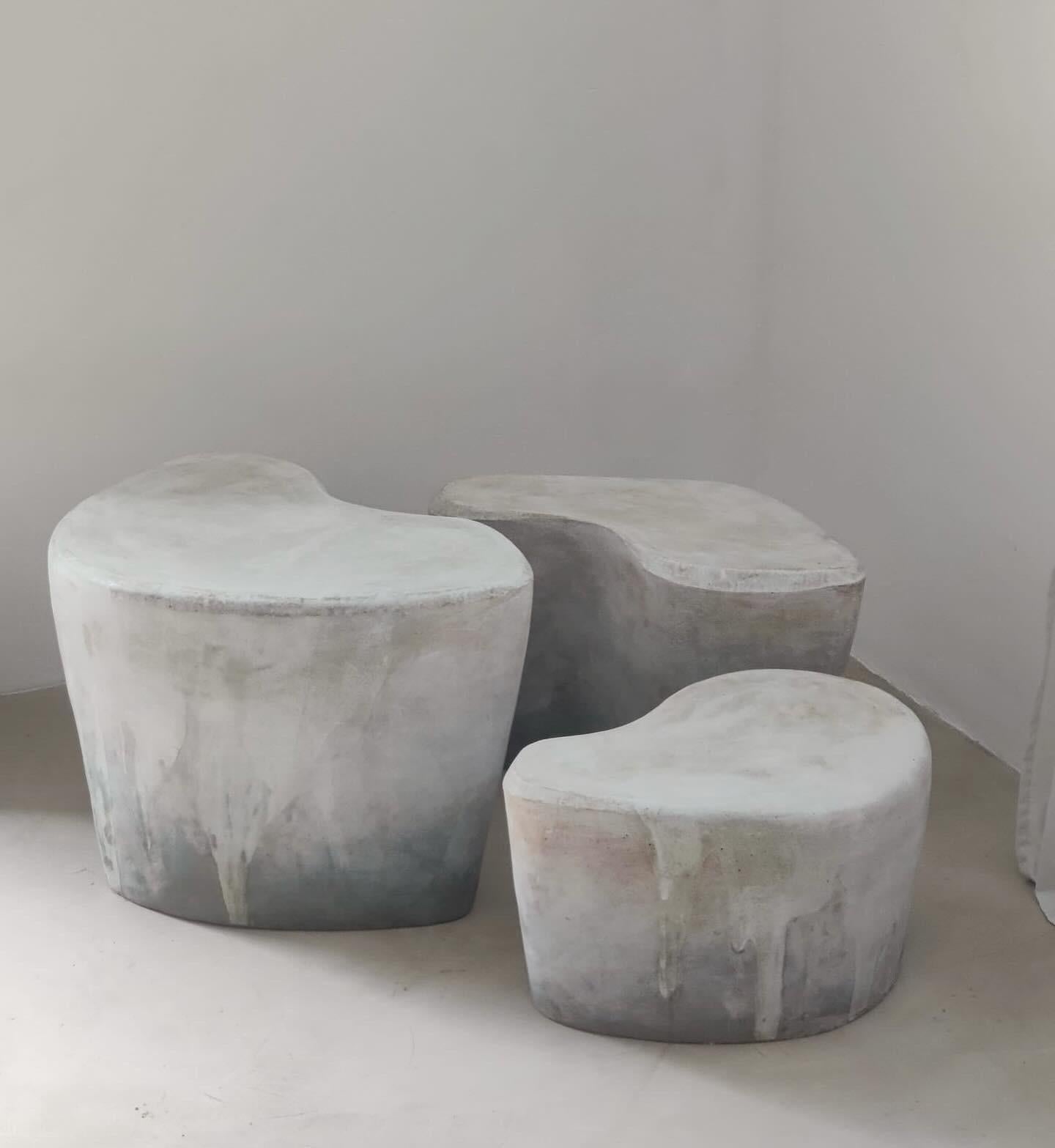 Contemporary Ceramic Gypse Table by Natasha Dakhli For Sale 2