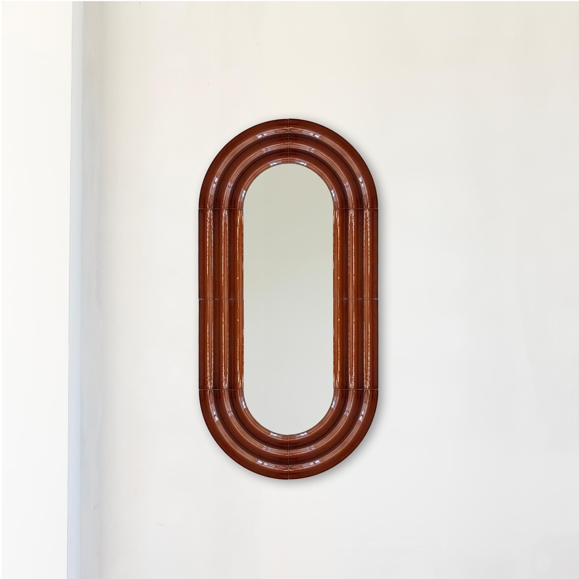 Miroir contemporain en céramique 'ELO 5' par Pani Jurek, 120-60 Ochre en vente 3