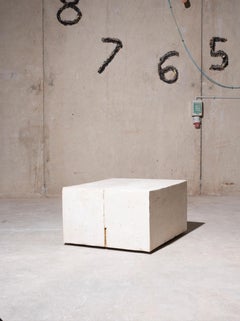 Table basse/table d'appoint en céramique moderne contemporaine non émaillée