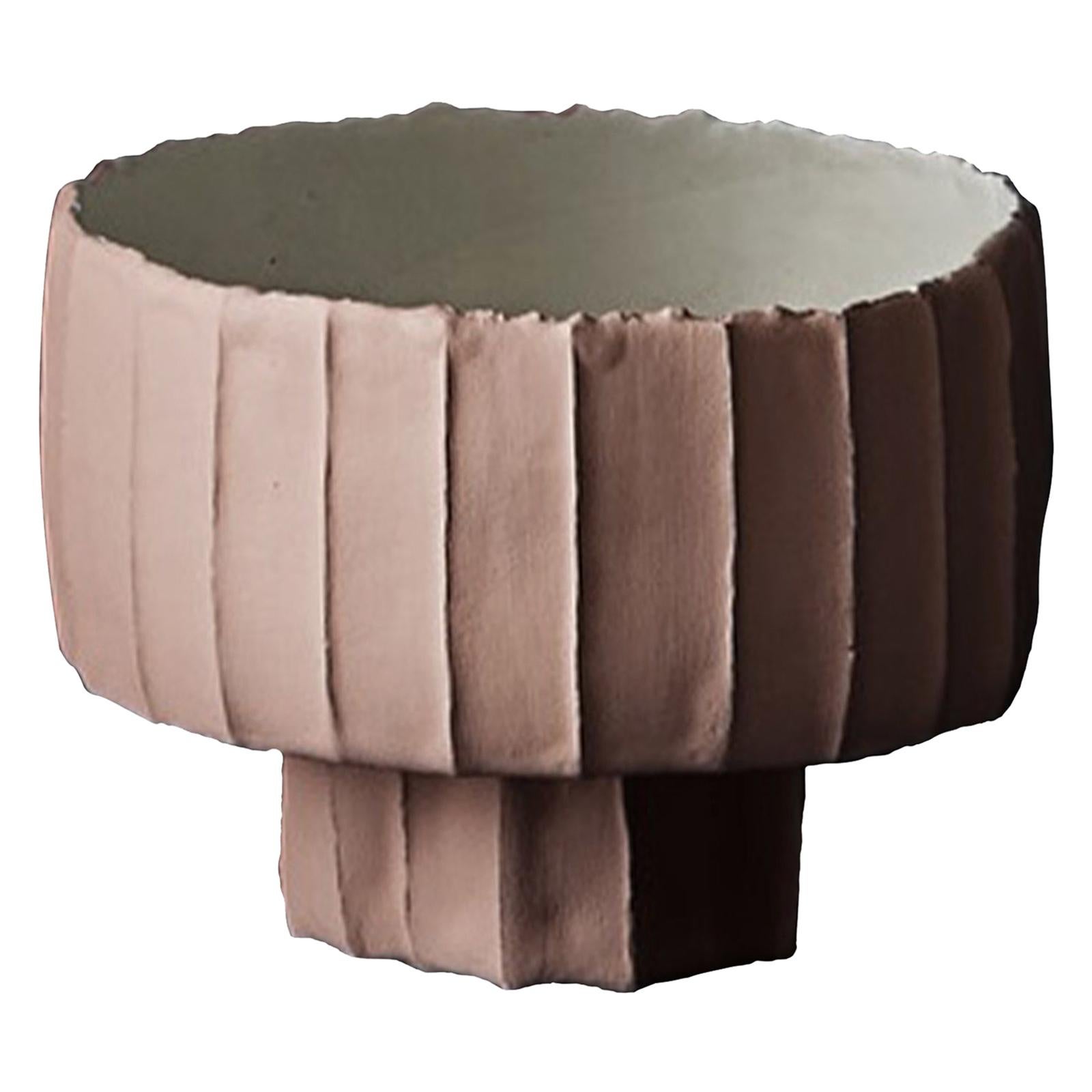 Contemporary Ceramic Ninfea Corteccia Texture Beige and White Footed Bowl