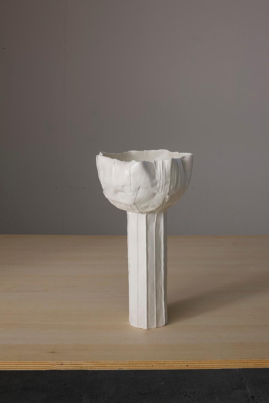 Ciotola con piede Ranuncolo in ceramica contemporanea In condizioni Nuovo in vendita a Porcia, IT