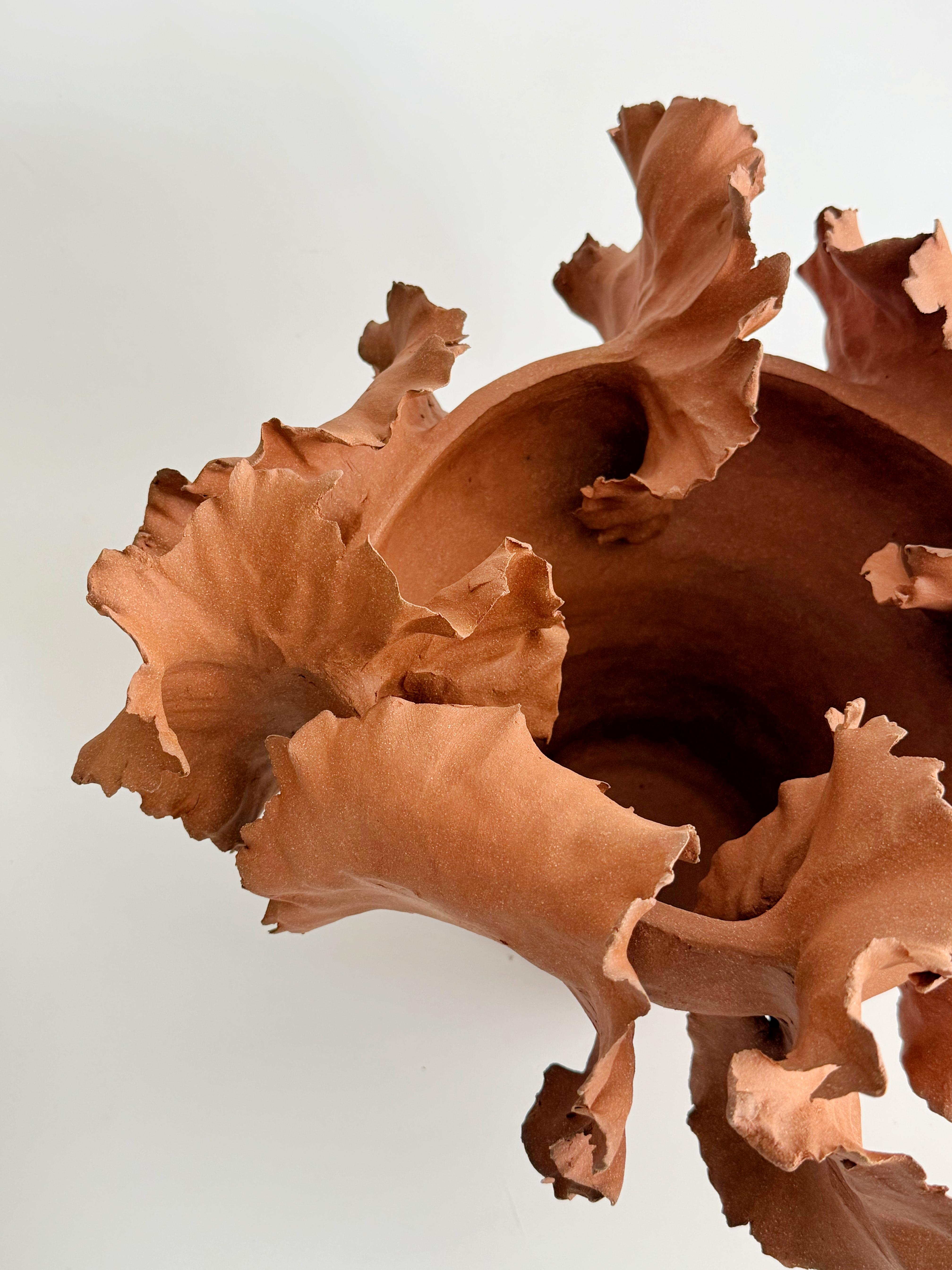Ceramica Scultura contemporanea in ceramica di Chala Toprak, 2025 in vendita