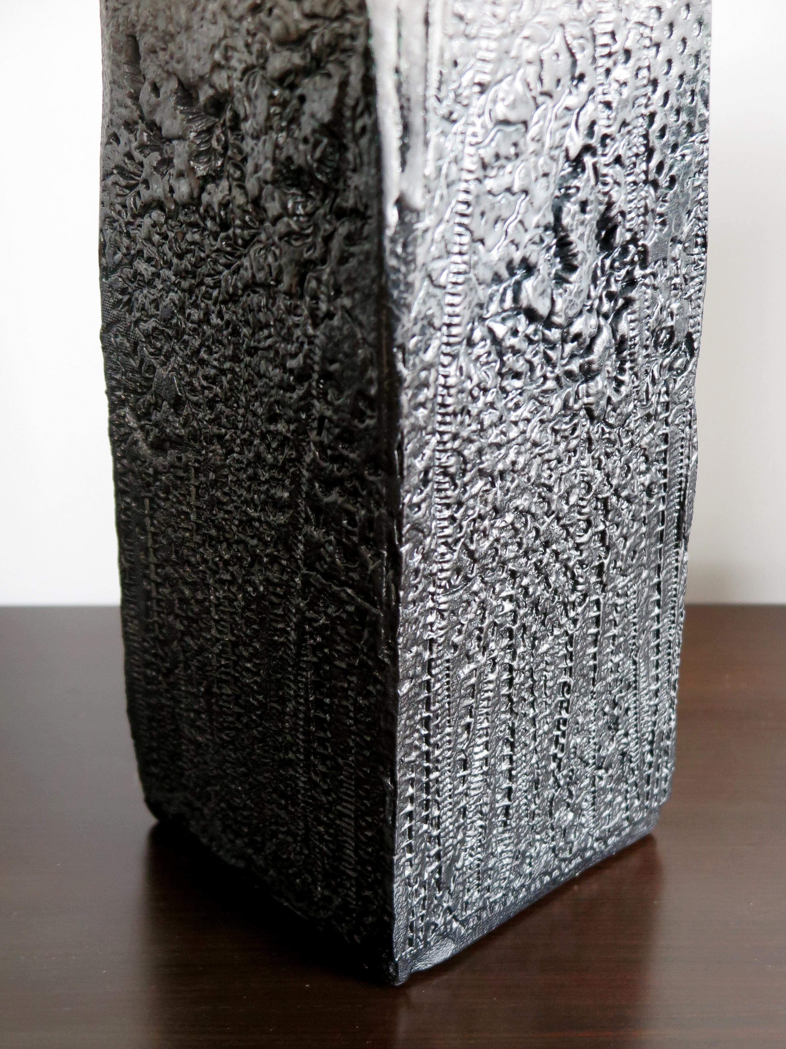 Contemporary Ceramic Sculpture Vases Entworfen von Capperidicasa, hergestellt in Italien im Angebot 3