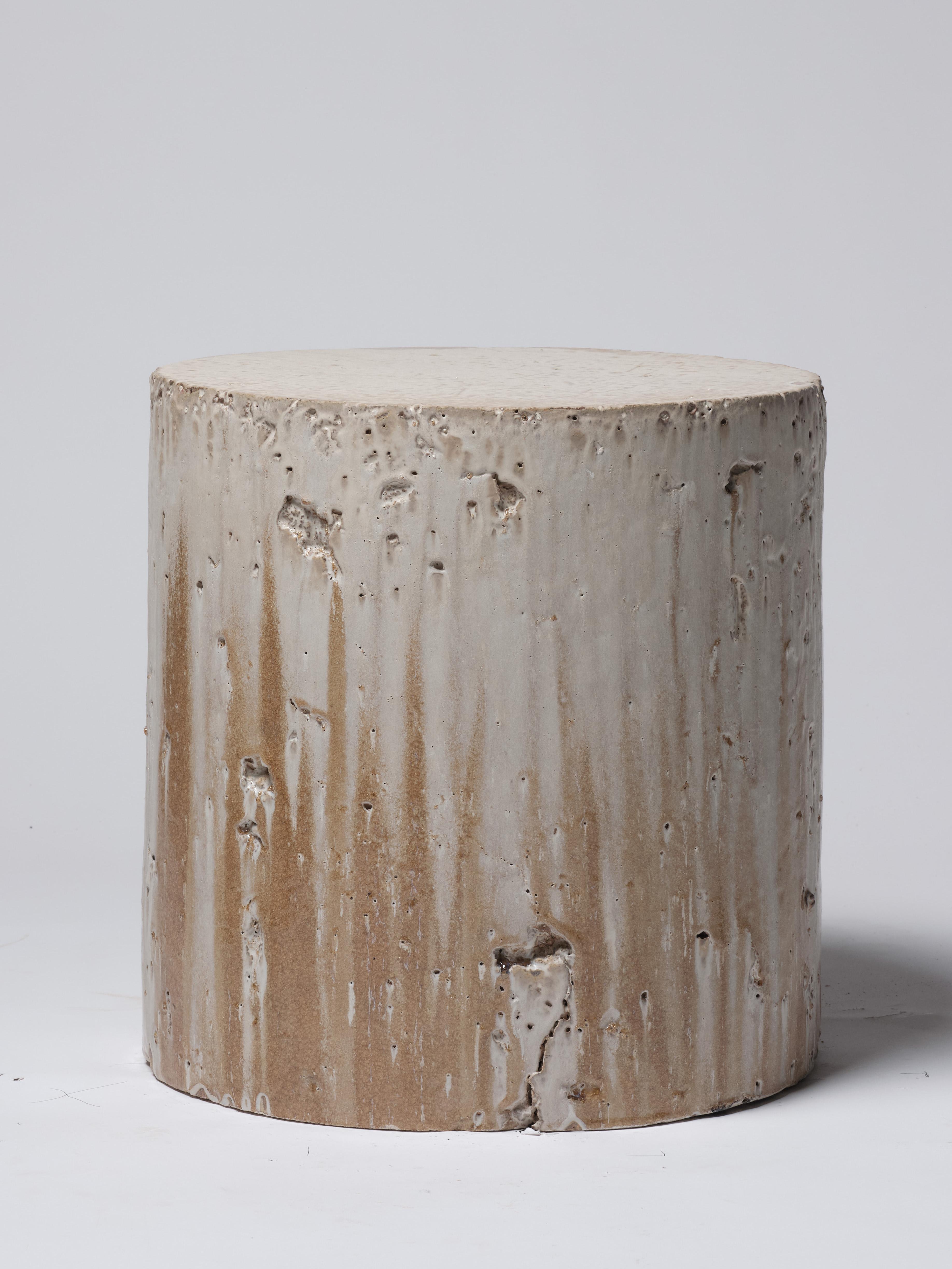 Contemporary Keramik Beistelltisch Hocker Karamell Vanadium glasiertes Steingut im Angebot 4