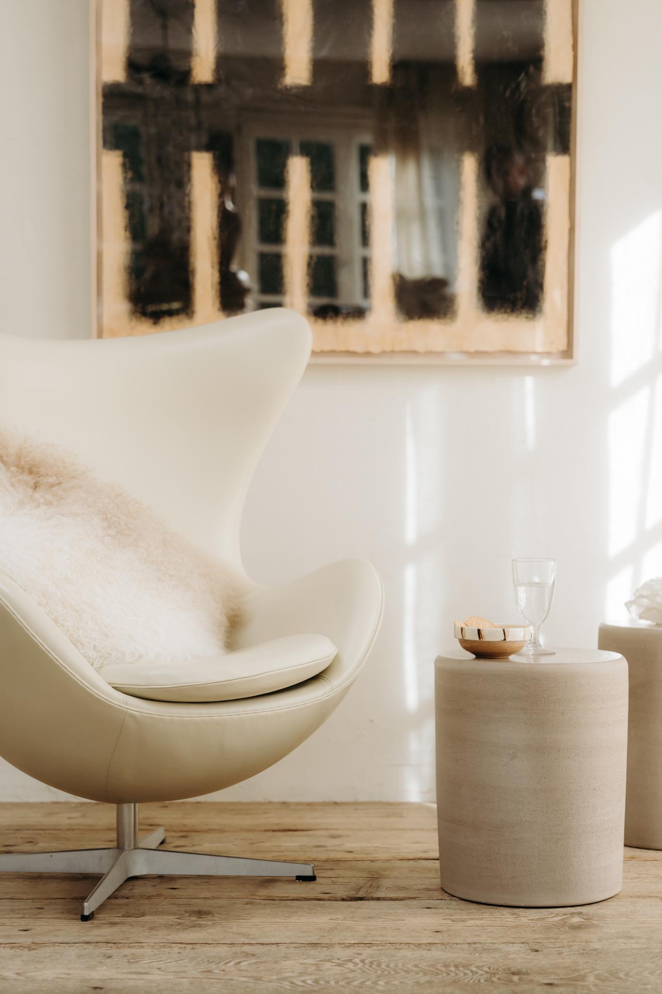 contemporary ceramic side tables/stools For Sale 6