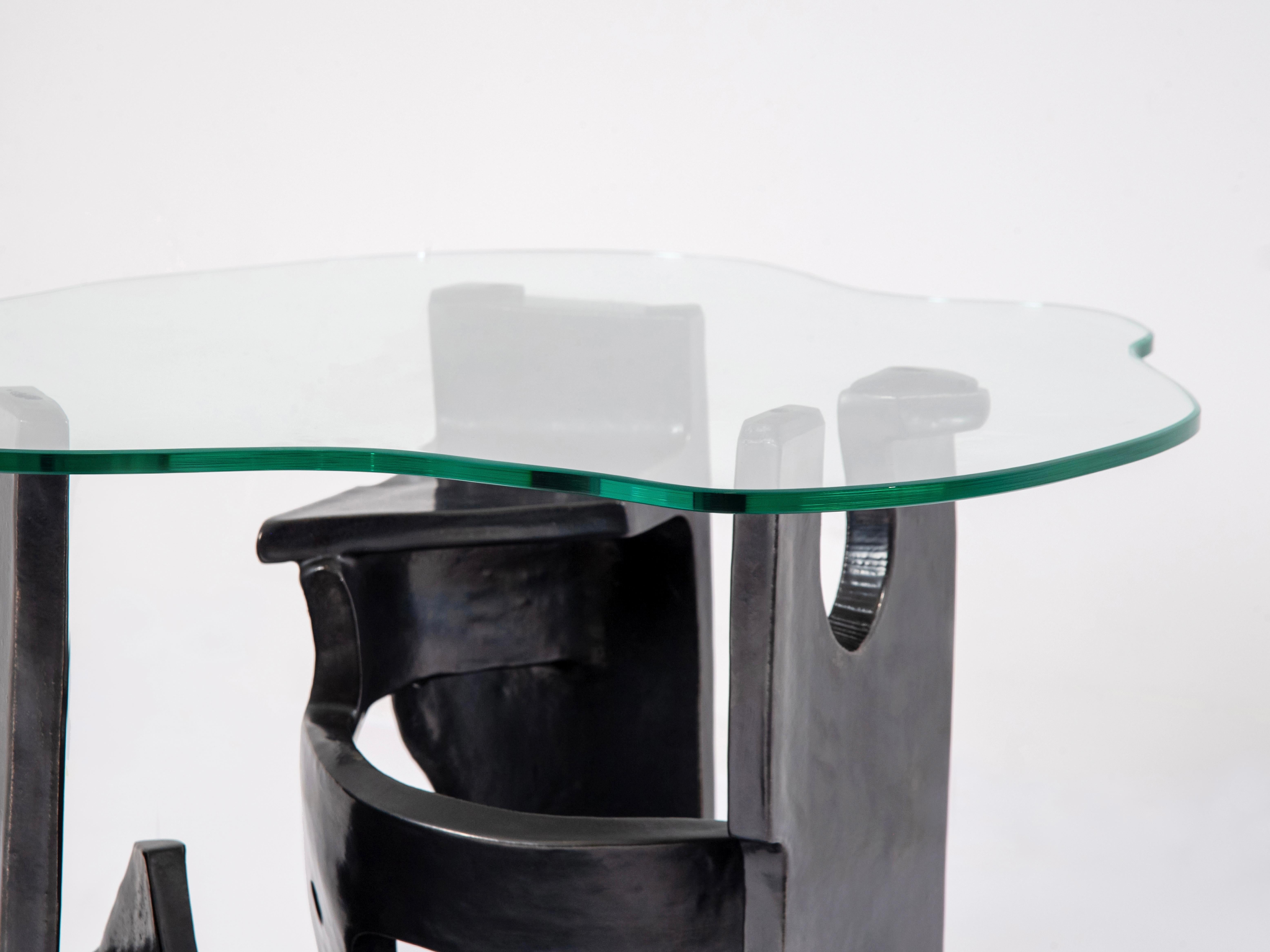 Contemporary Keramiktisch von Flavie Van Der Stigghel, Frankreich (21. Jahrhundert und zeitgenössisch) im Angebot