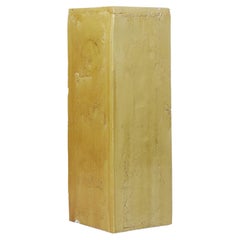Contemporary Ceramic Table /Prism / Pedestal / Column Glasiertes Steingut Karamell