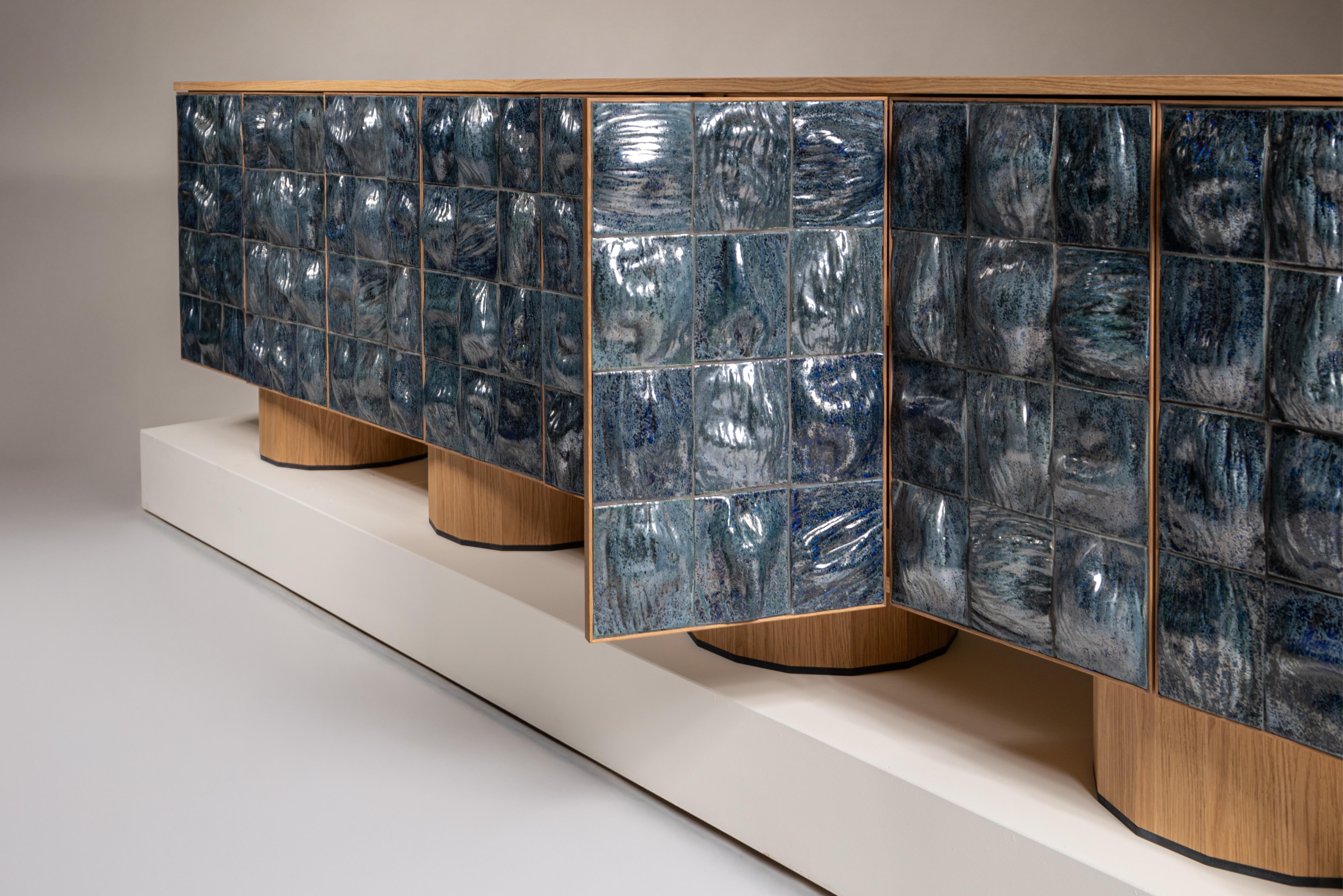 Aparador/armario contemporáneo de azulejos de cerámica de Rem Atelier, Países Bajos Holandés en venta