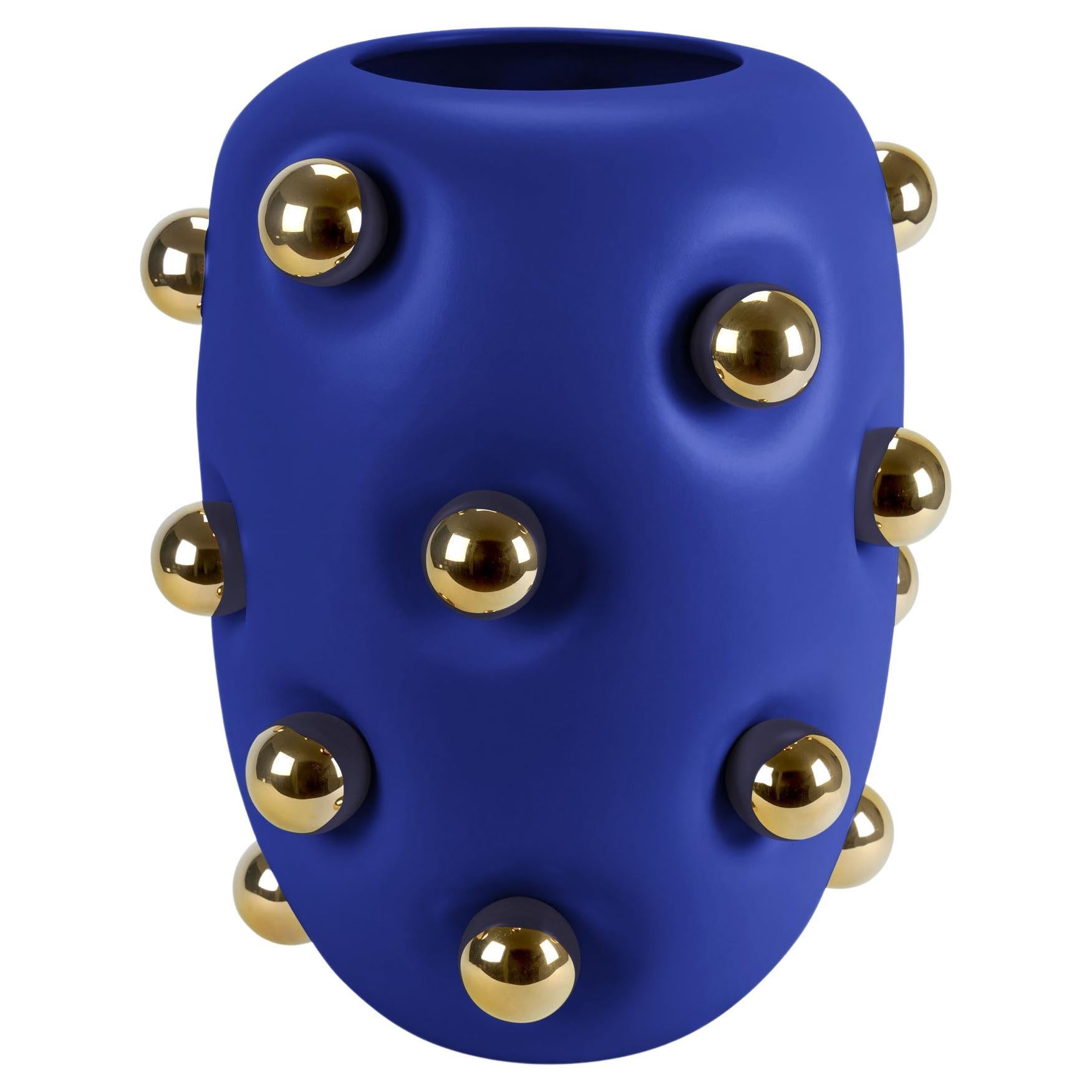 Vaso contemporaneo in ceramica, forma organica Blu 24Kt Gold Spheres Fatto a mano, Italia in vendita