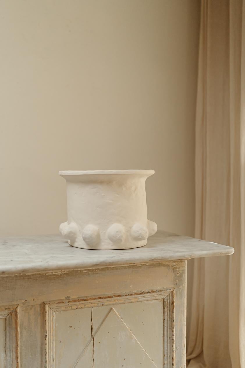 contemporary ceramic vases  For Sale 2