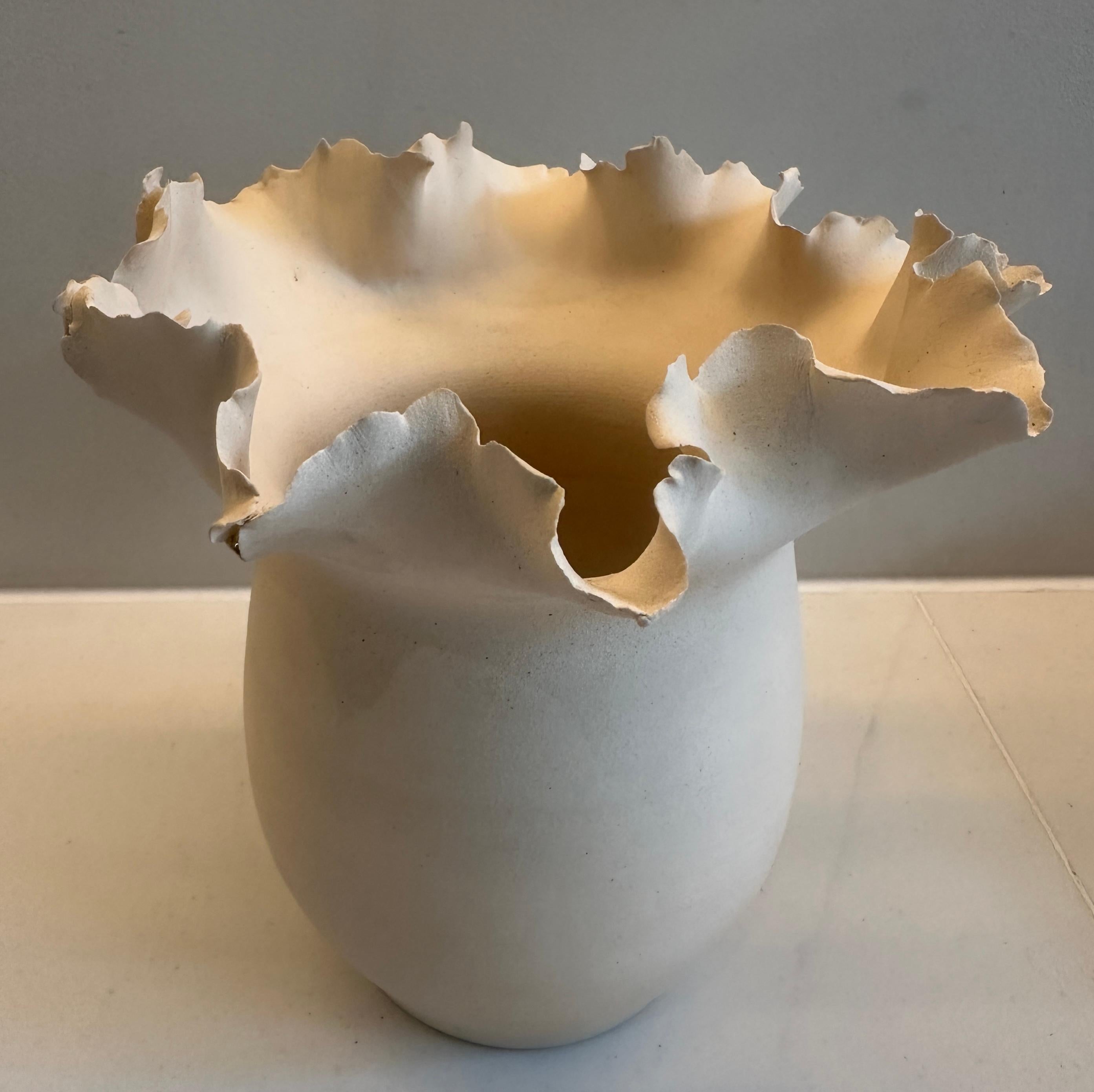 Contemporary Ceramic Waved Flower Rim Pottery Grey Drip Vase Planter - FD21 Clay 4